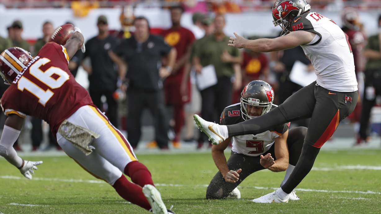 Buccaneers sticking with Fitzpatrick as starting QB