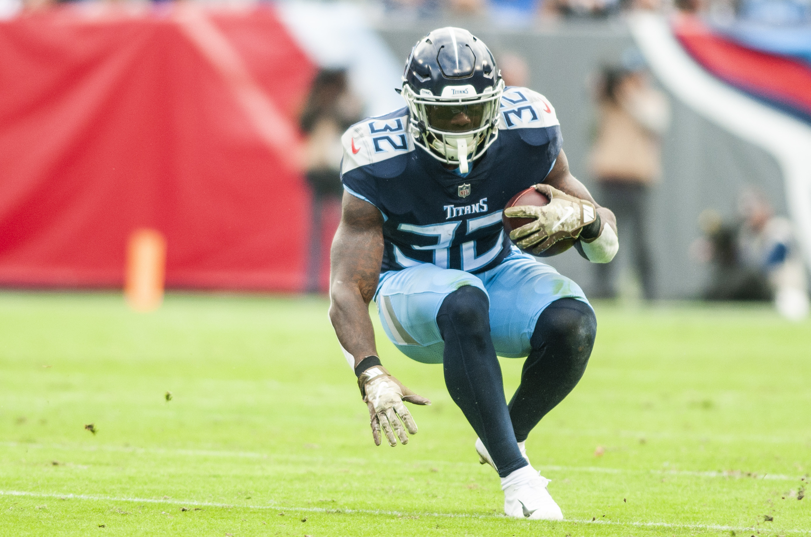 Titans waive fullback, sign RB Dawkins off practice squad
