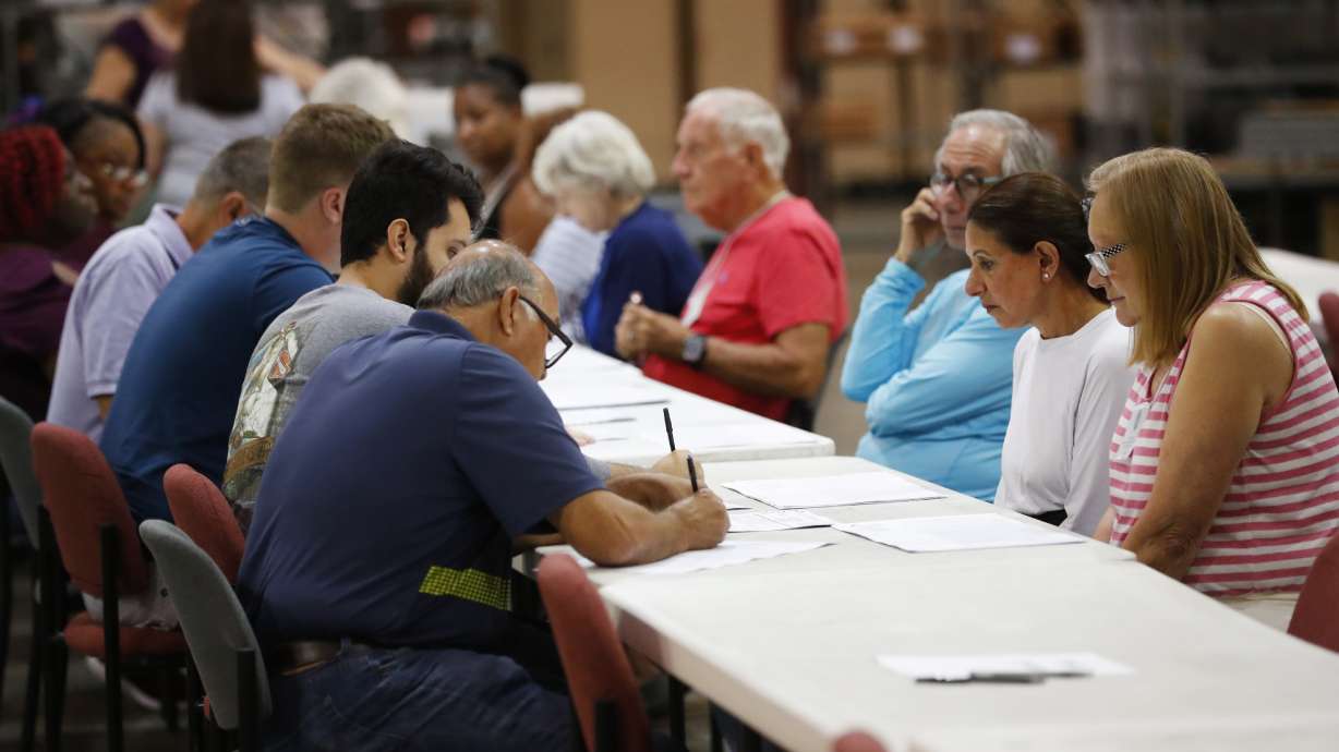 The Latest: Judge says he's unlikely to toss signature match