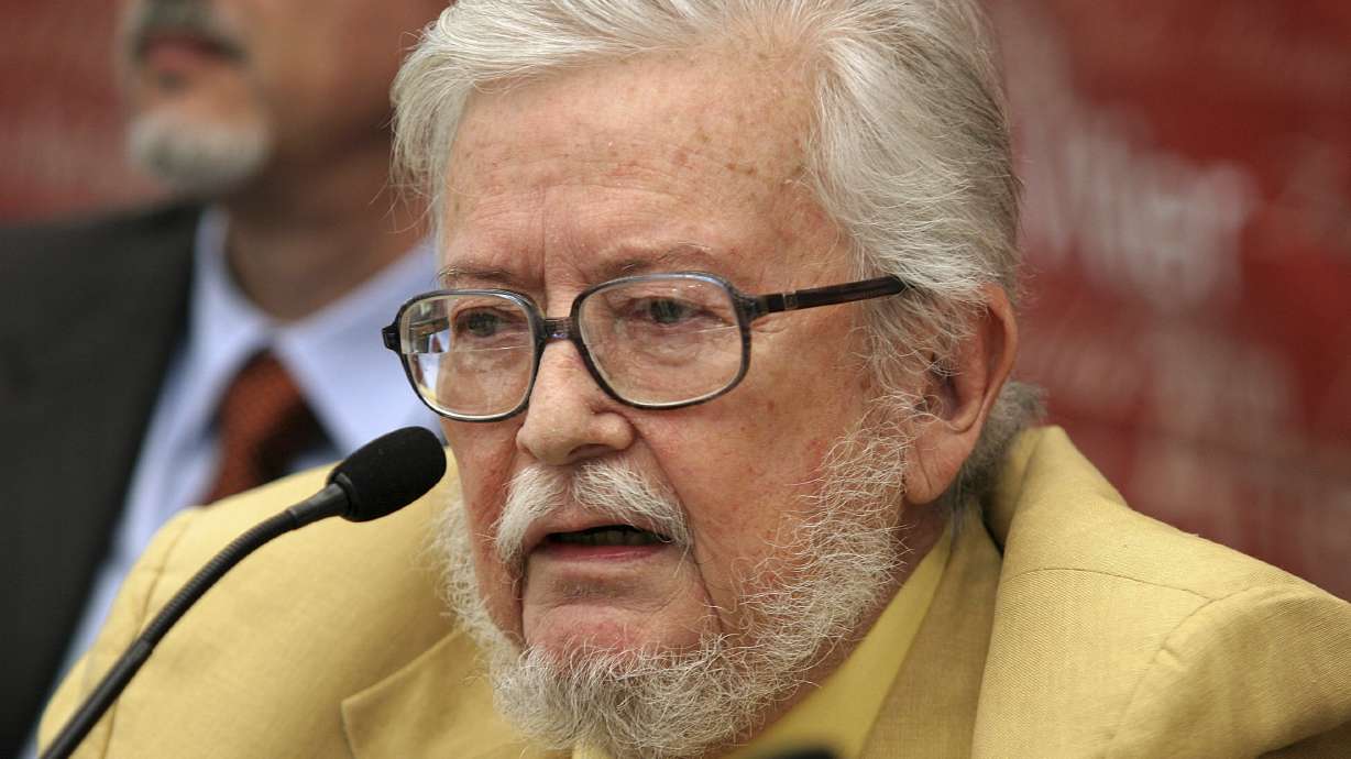 Mexican writer Fernando del Paso dead at 83