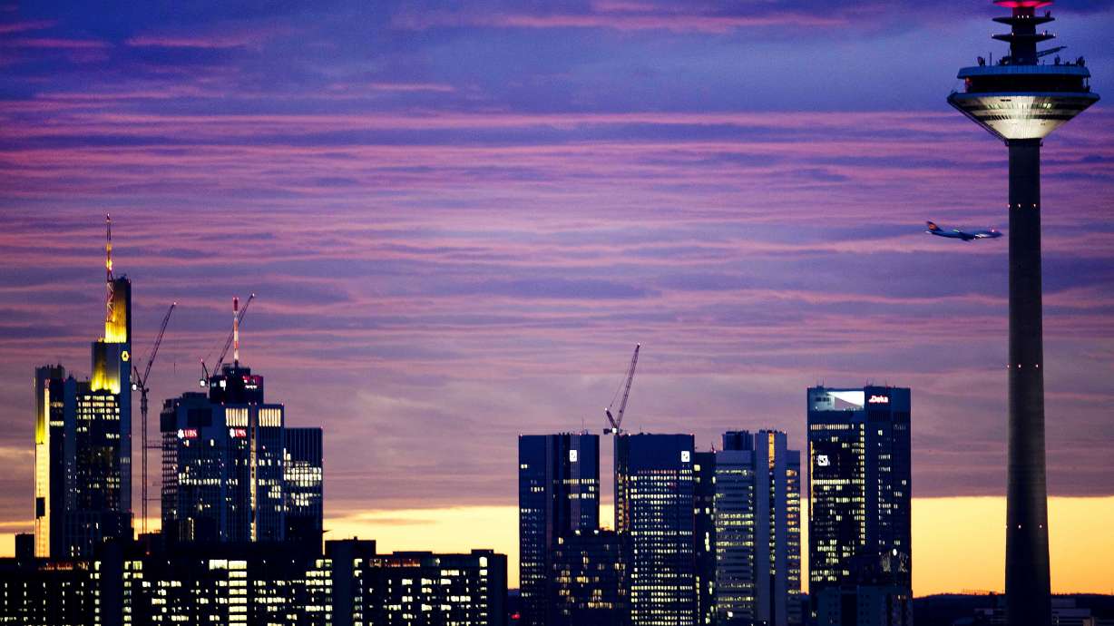 Brexit, Italy, trade: Risks piling up for Europe's economy