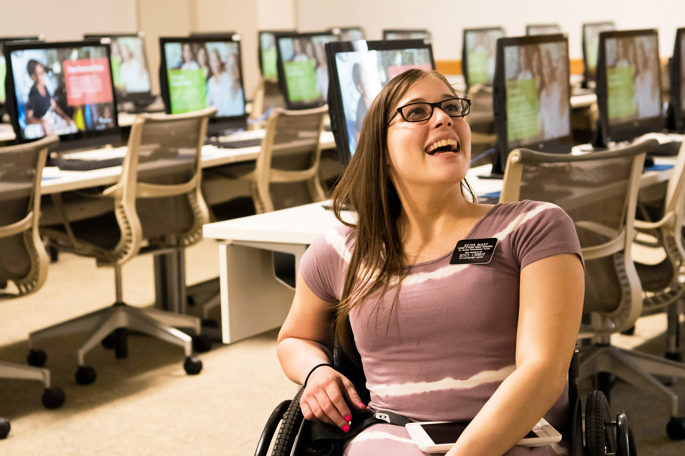 Prospective missionaries who cannot serve full-time proselytizing missions because of health reasons can be considered for service missions. (Photo: Intellectual Reserve)