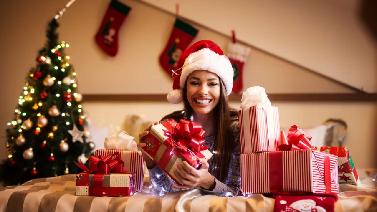 Giving these 7 gifts will make you the favorite