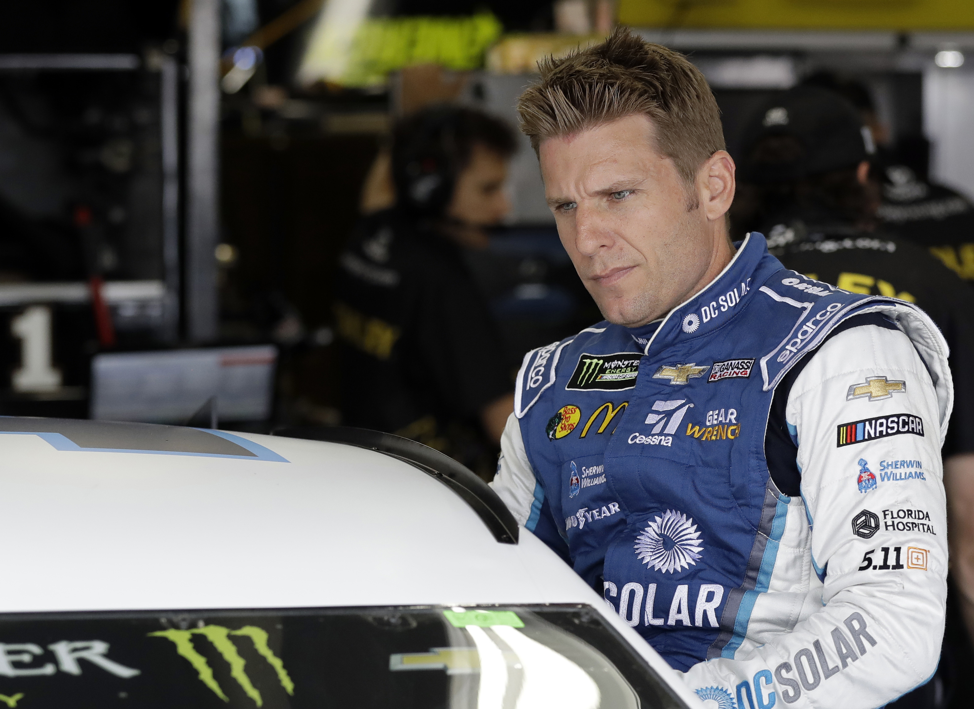 Former NASCAR champs Busch, Kenseth set to move on in 2019
