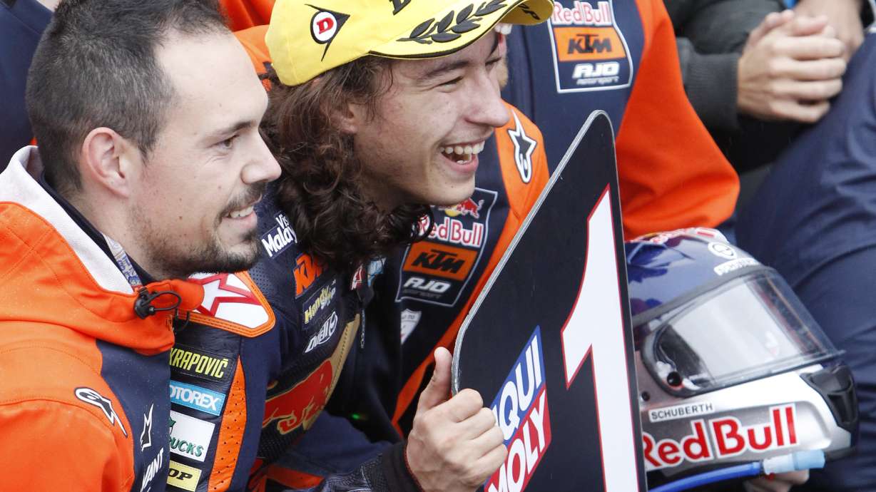 15-year-old Turkish rider Oncu wins in his 1st Moto3 race