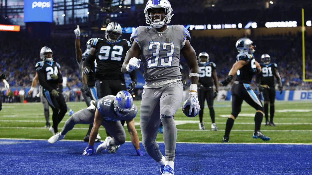 Panthers go for 2 and fail late and lose 20-19 to Lions