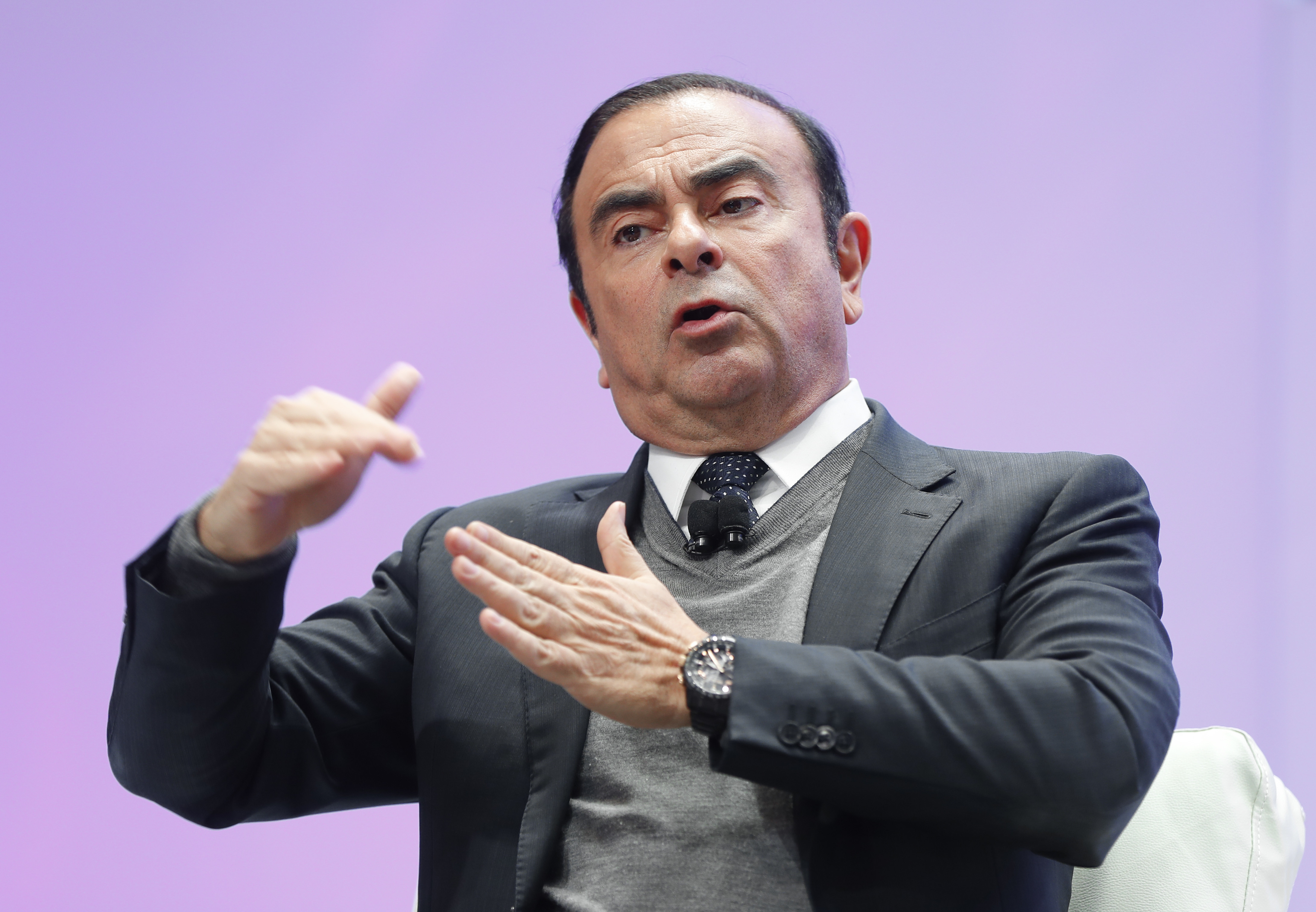 The Latest: Renault board to meet after Ghosn arrest