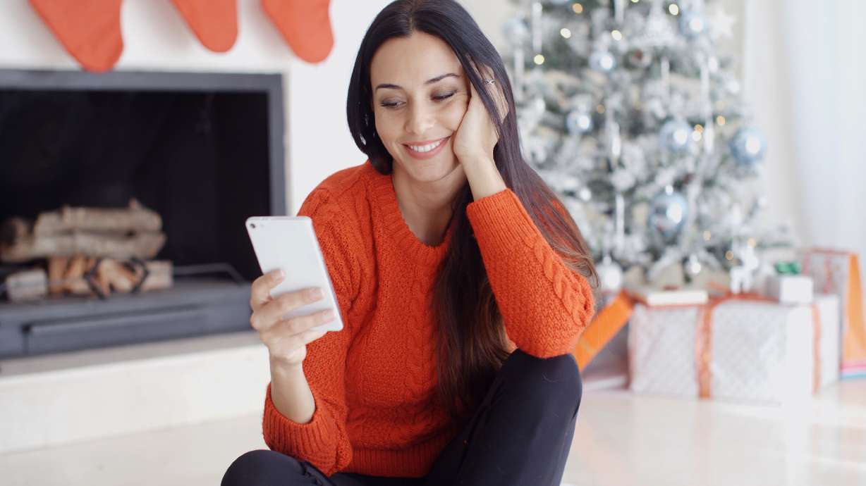 7 mindfulness apps to help you stay calm during the holiday season