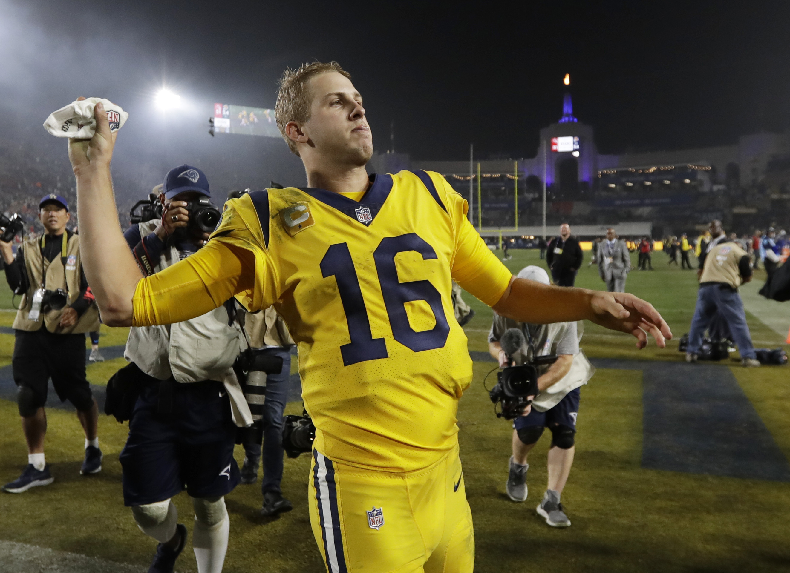 Rams roll into bye week buzzing from epic win over Chiefs