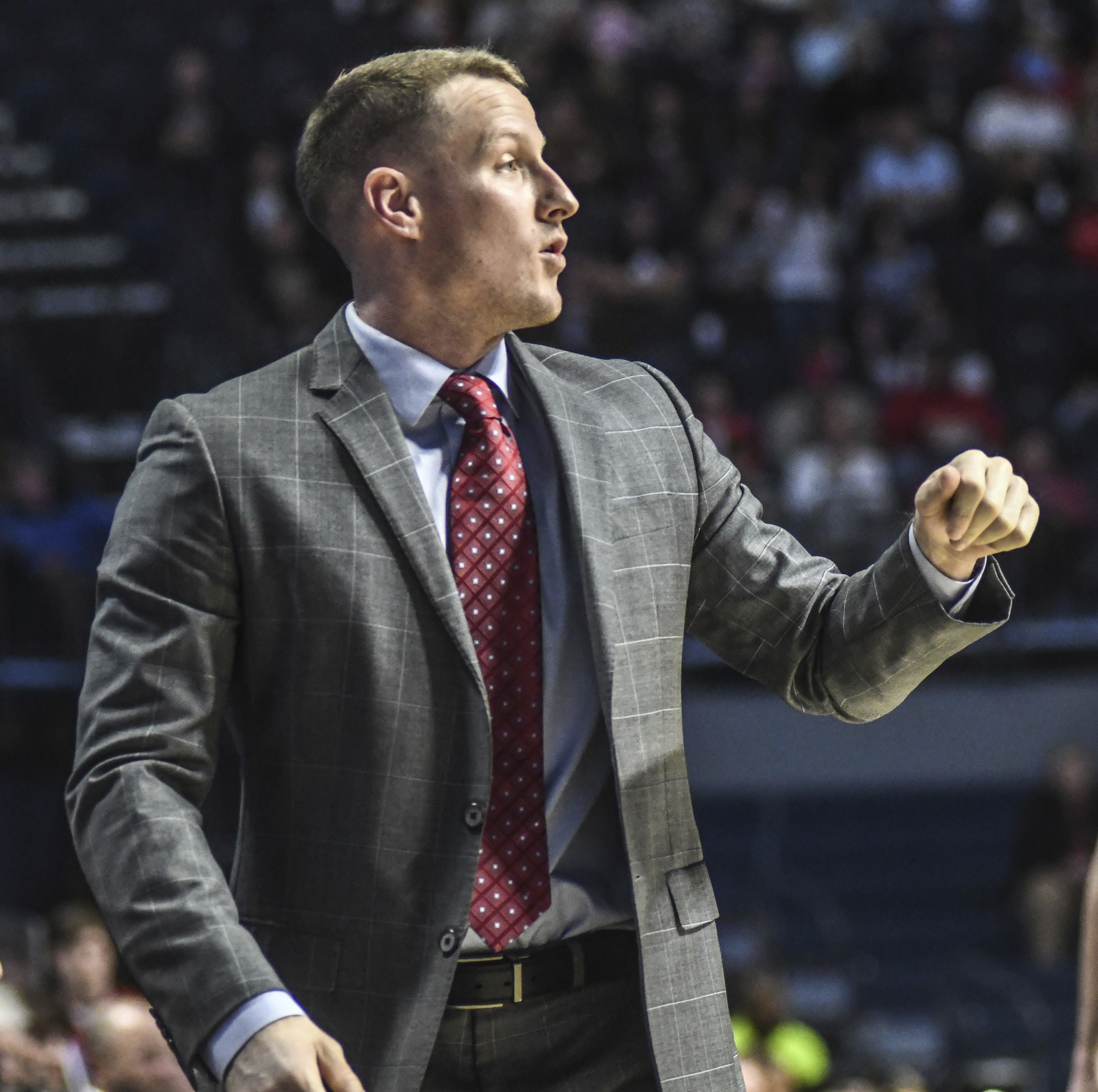 Davis' 14 pts leads Ole Miss past Nicholls 75-55
