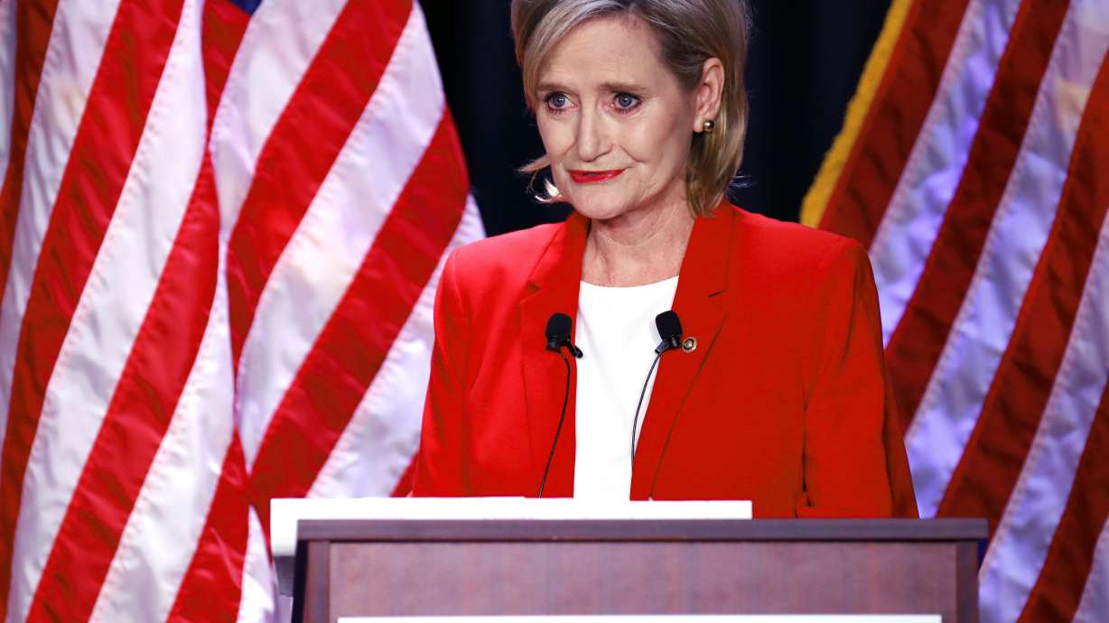 US senator apologizes to anyone offended by 'hanging' remark