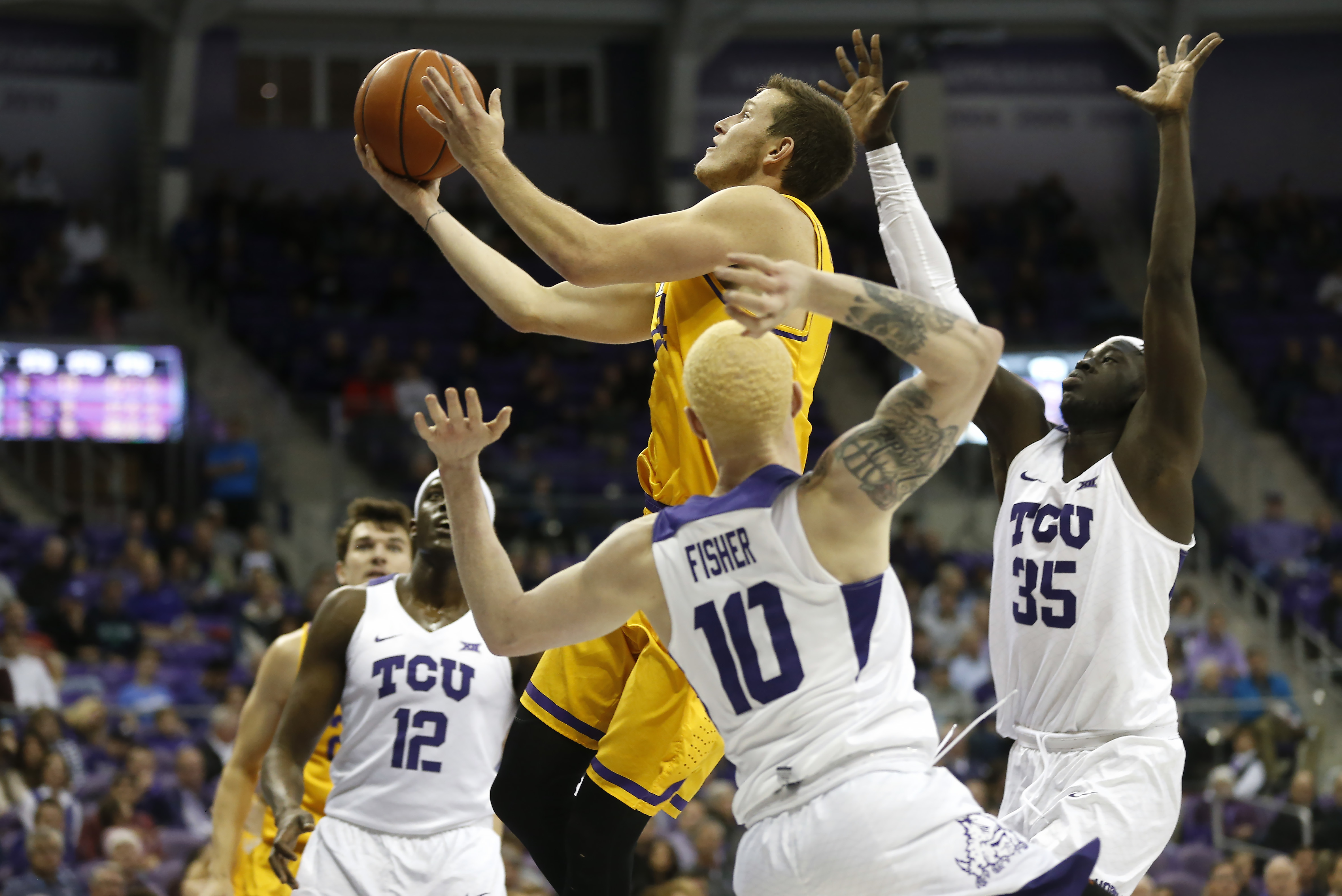 Lipscomb stuns No. 18 TCU 73-64 for 1st win over Top 25 team