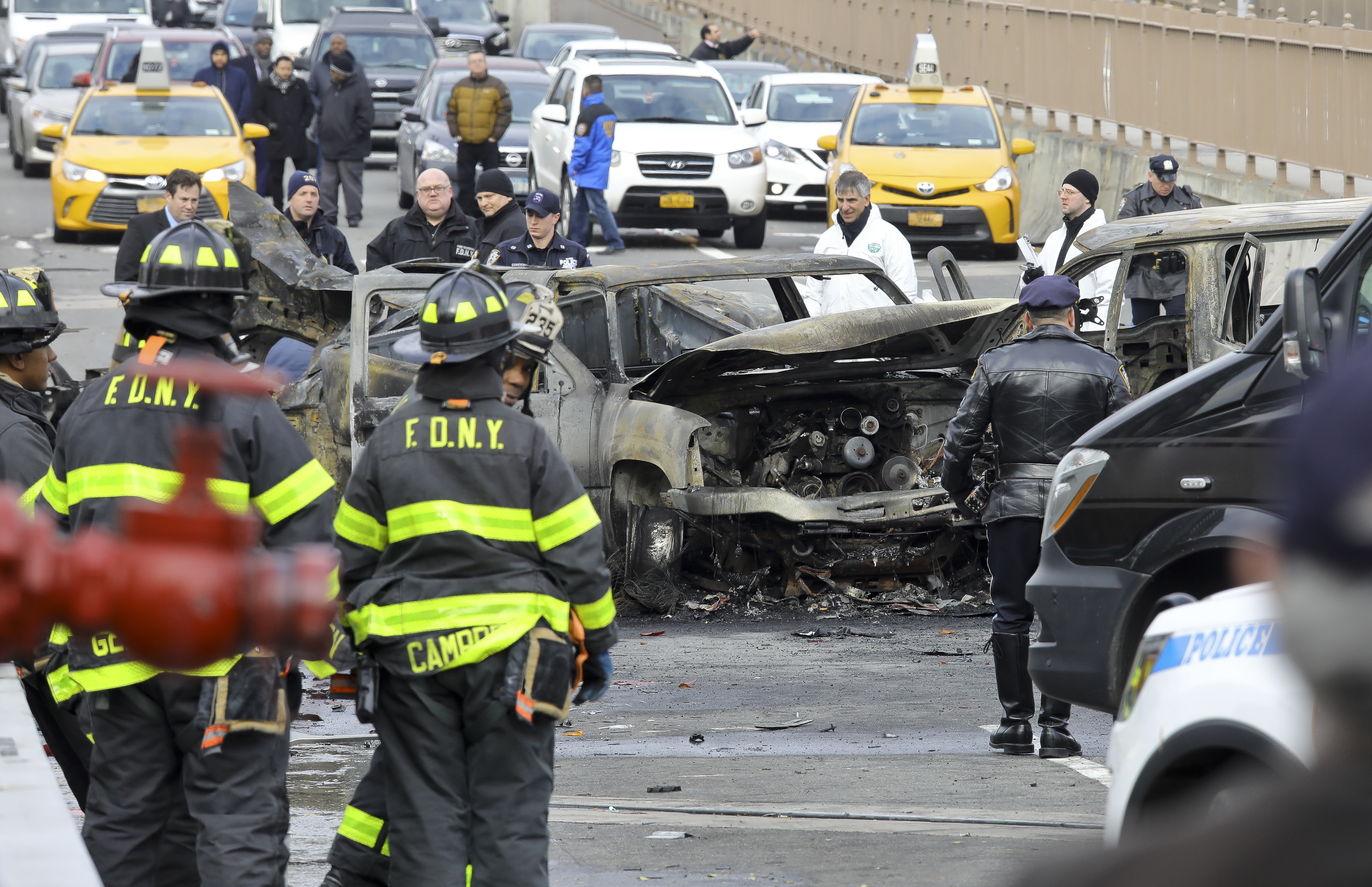 The Latest: Police ID victim in fiery Brooklyn Bridge crash