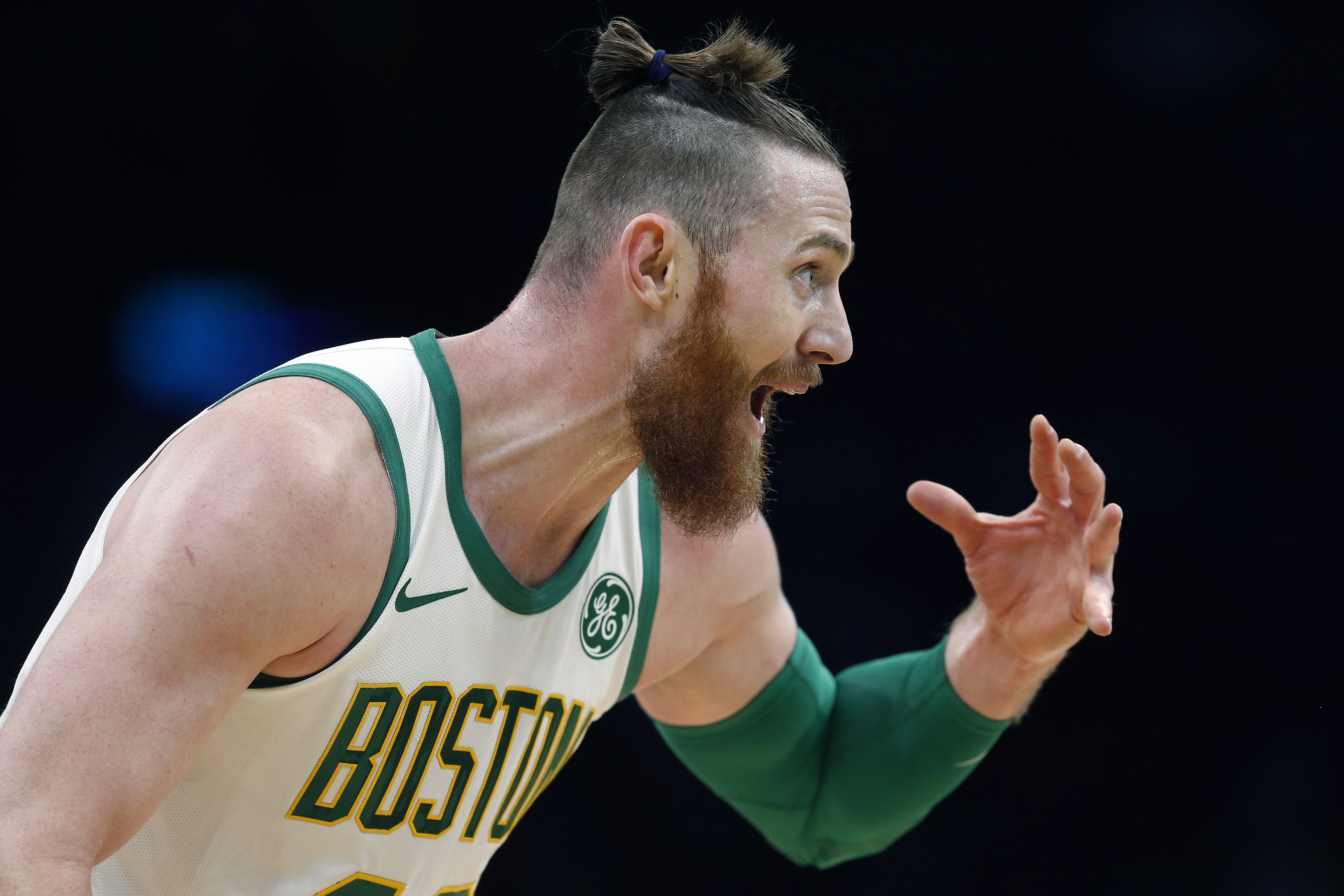 Burke scores 29, Knicks end 6-game, top Celtics 117-109