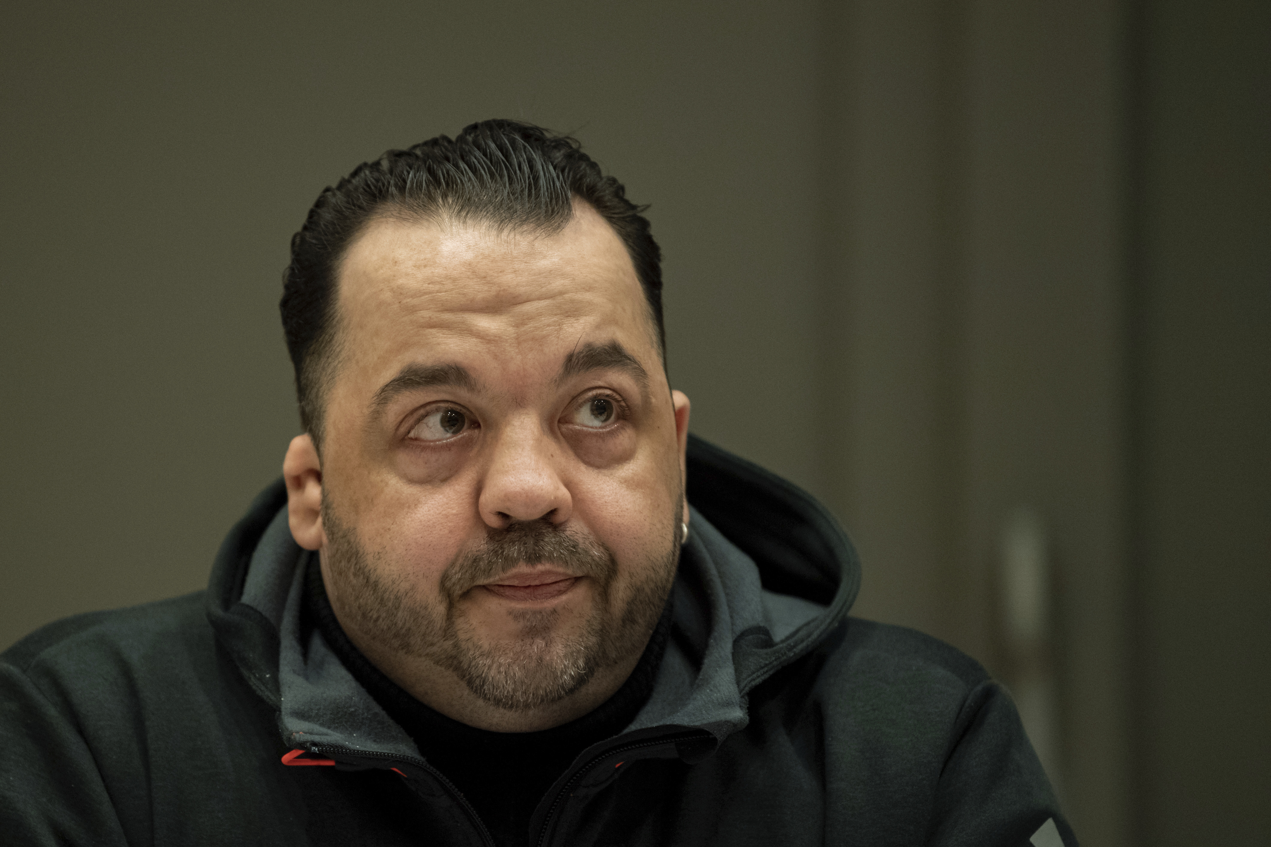 German nurse on trial over 100 killings addresses relatives