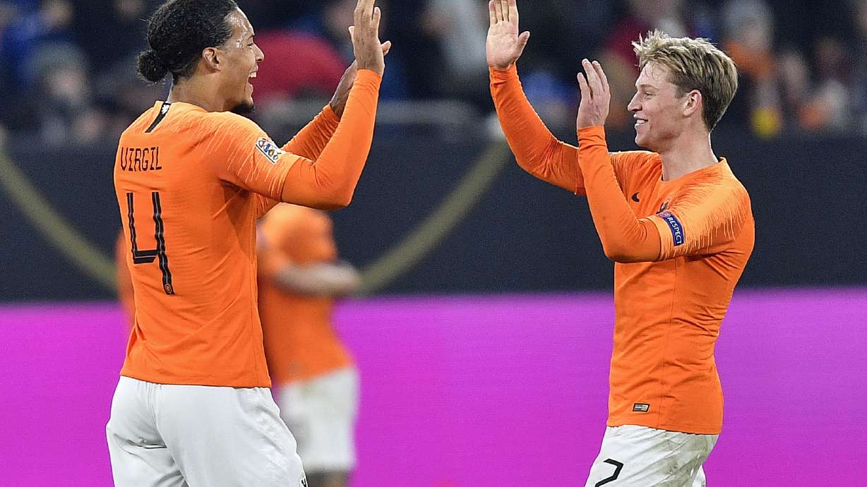 Dutch clubs agree to share some UEFA prize money with rivals