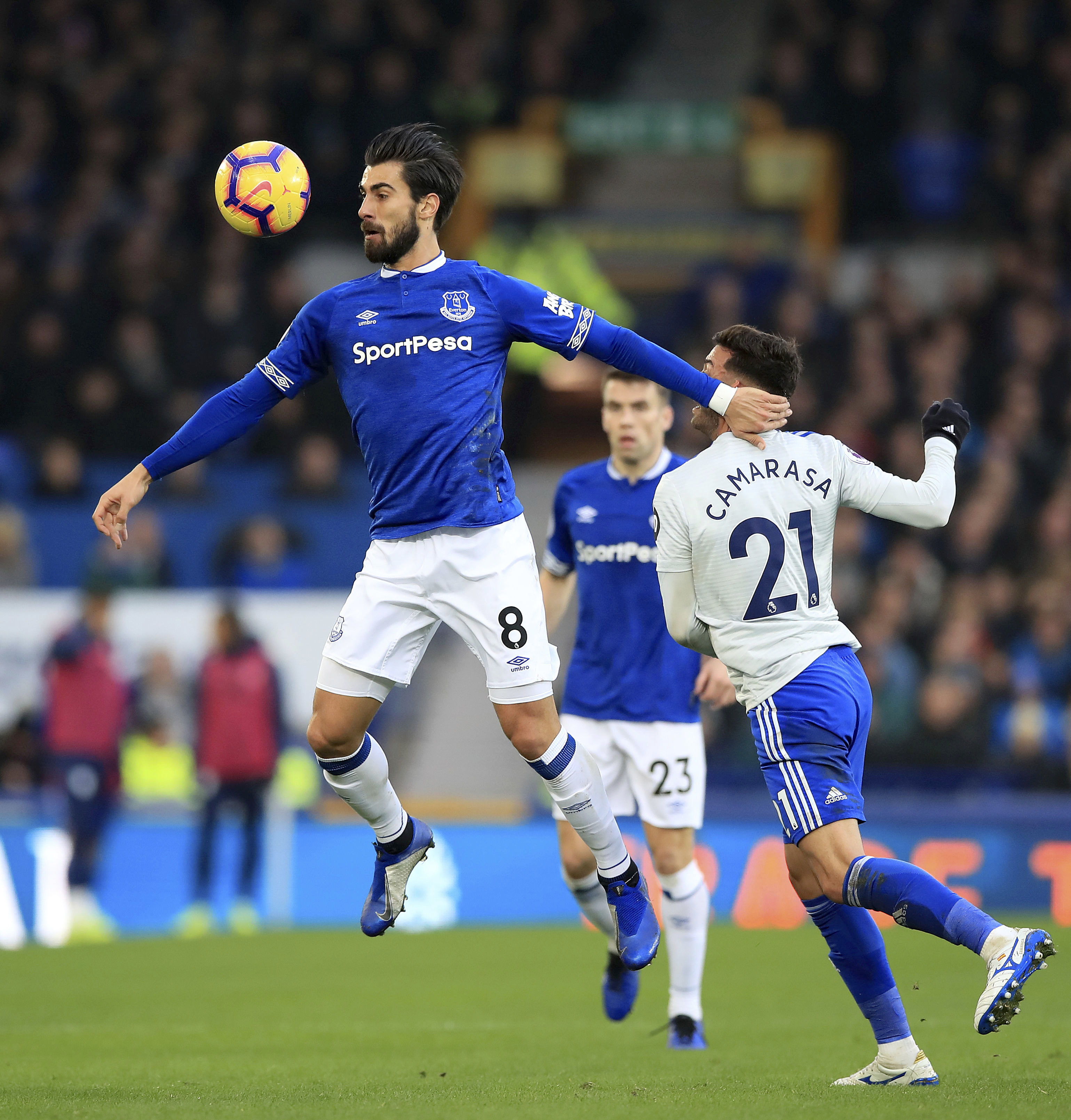 Everton moves up to 6th in EPL after beating Cardiff 1-0
