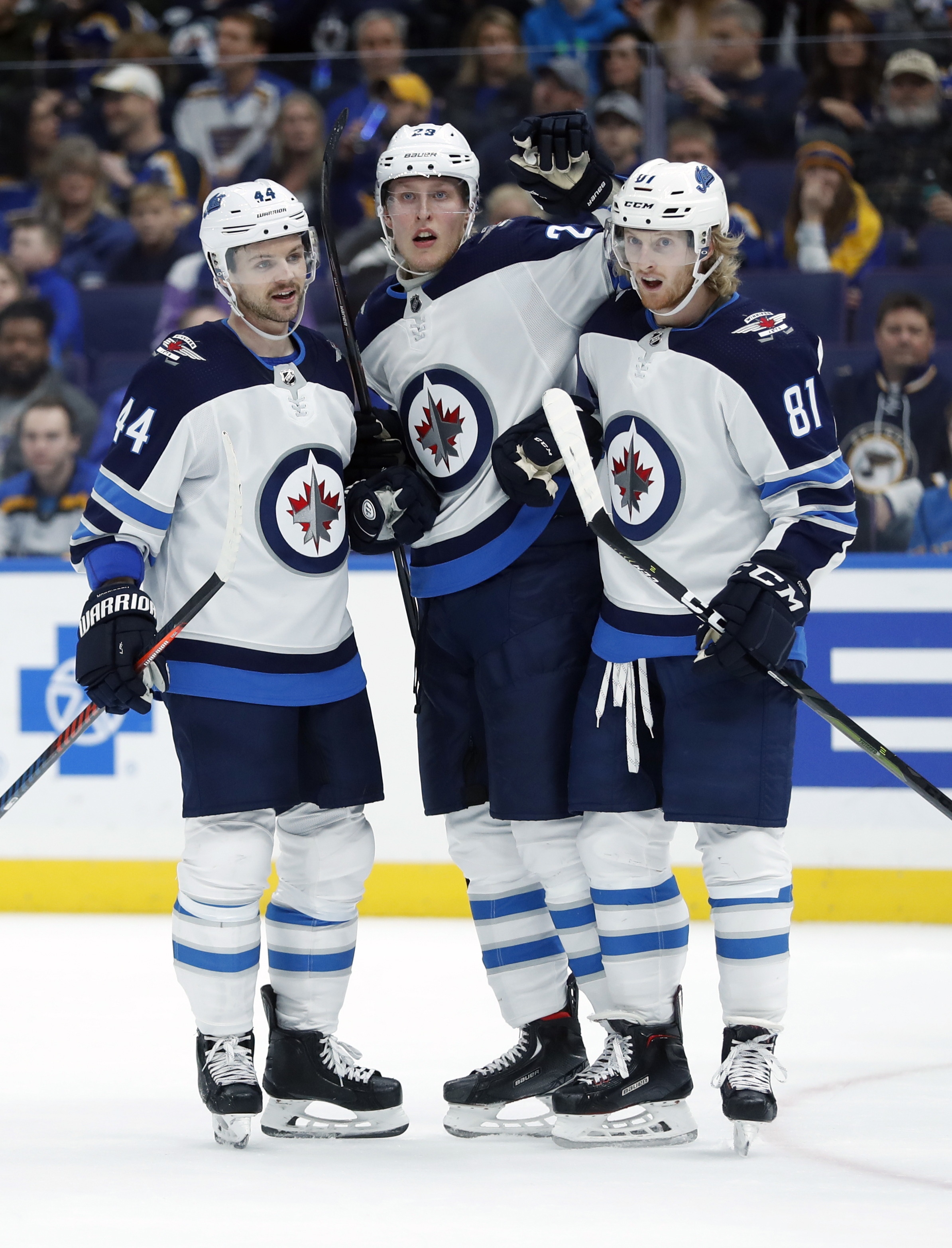 Laine scores 5 goals, lifts Winnipeg past St. Louis 8-4