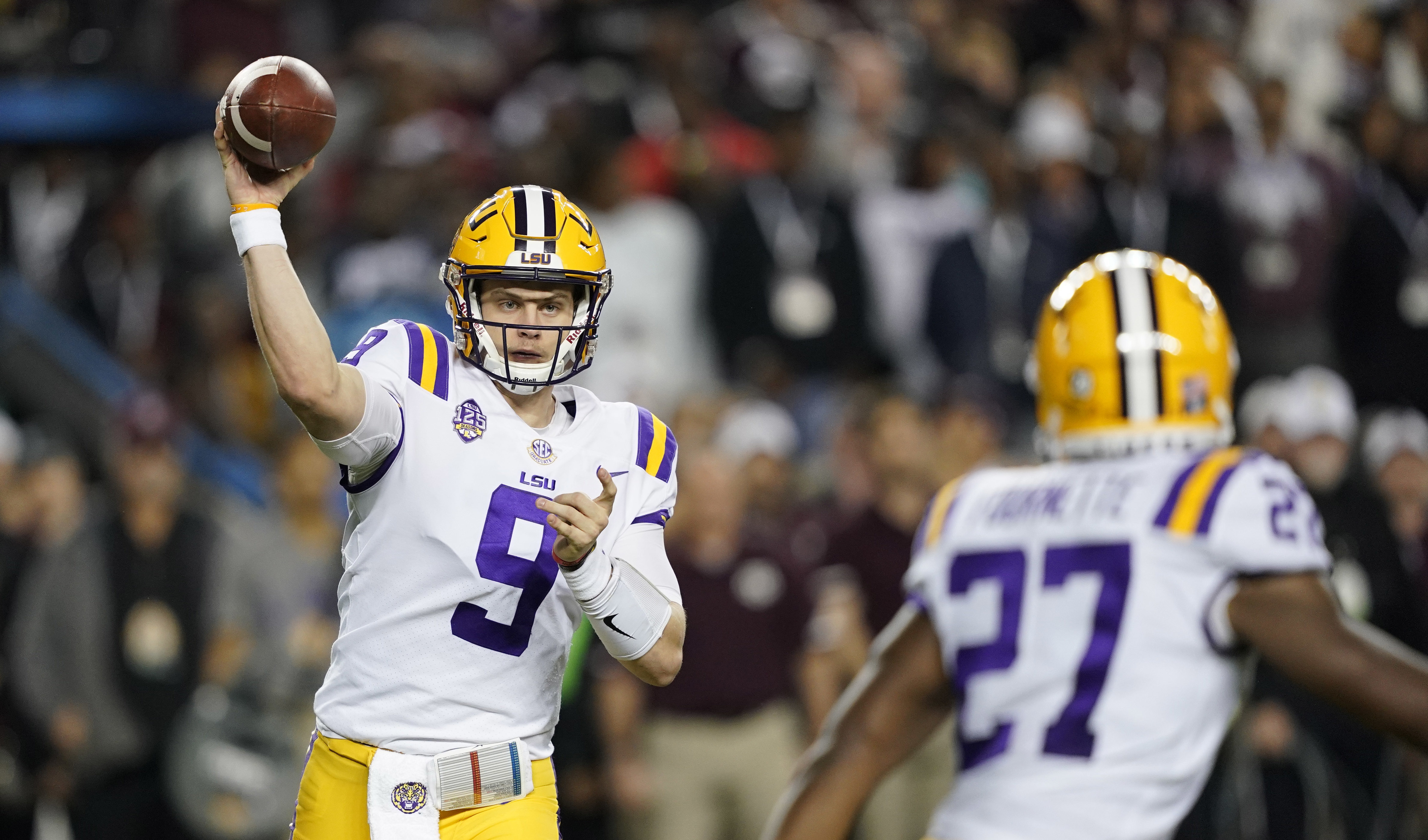 Mond helps Aggies over No. 8 LSU 74-72 in 7 OTs