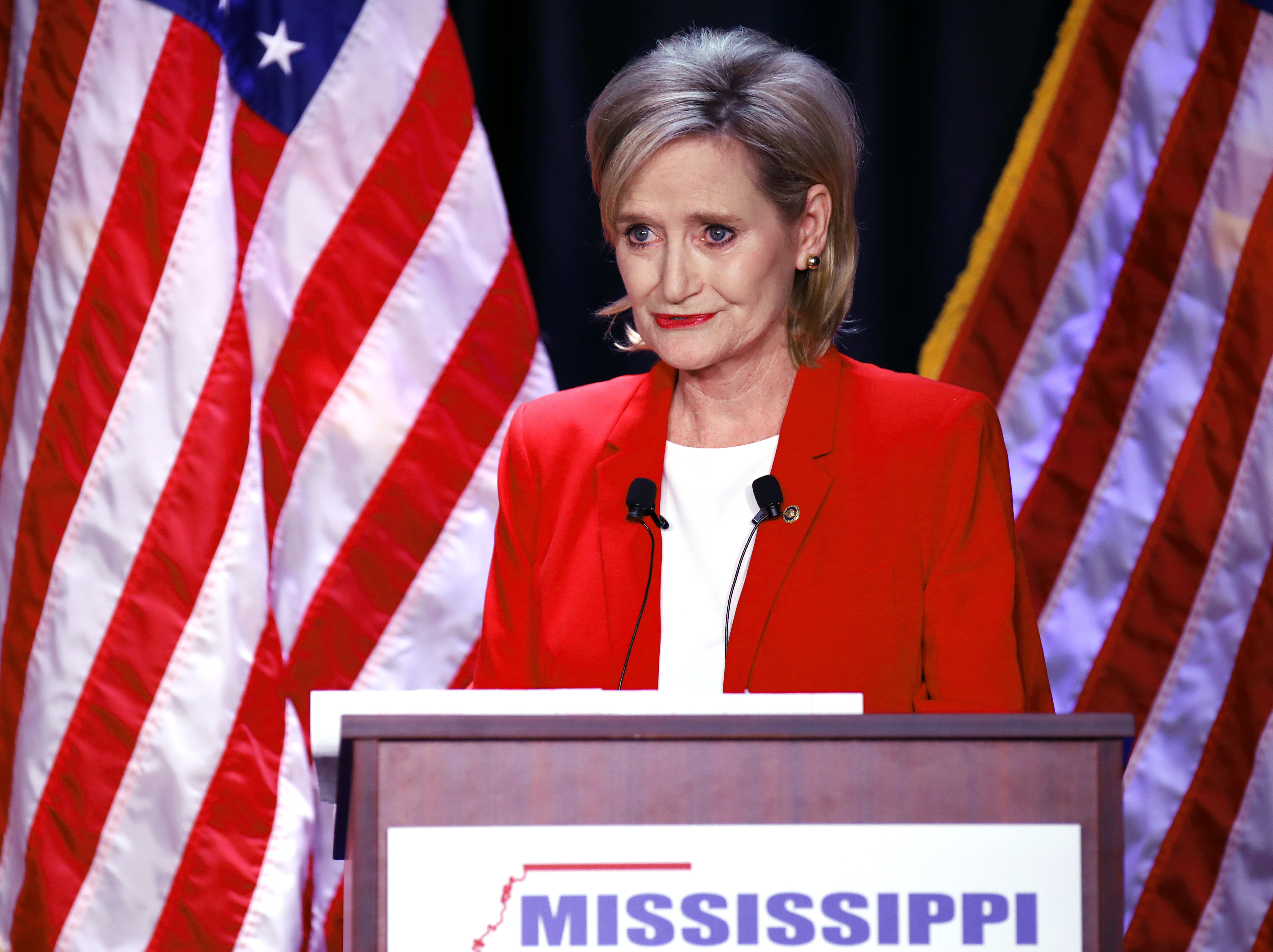 Trump rallies Hyde-Smith voters as Espy pushes turnout