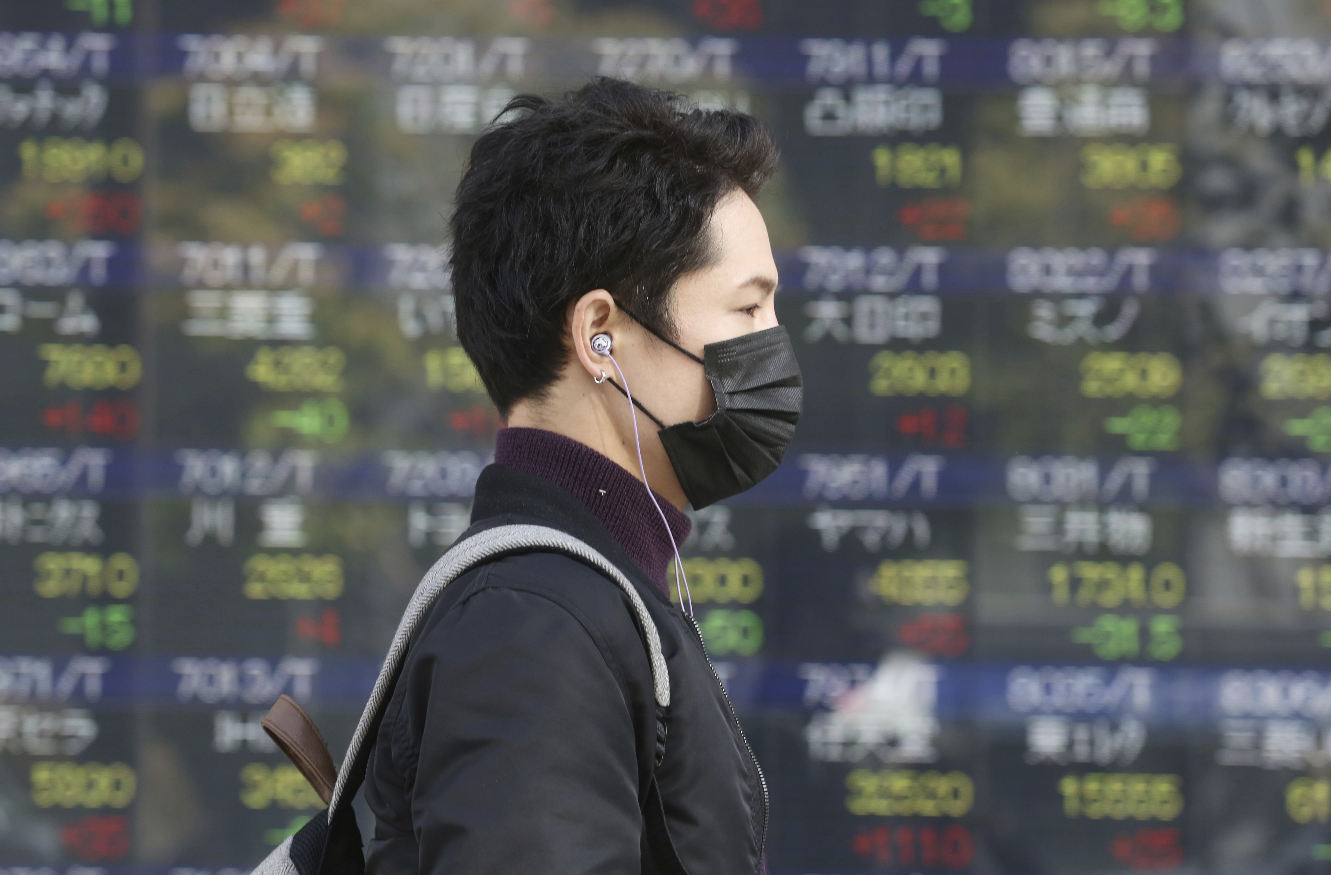 World stock markets rise on hopes for trade, Brexit