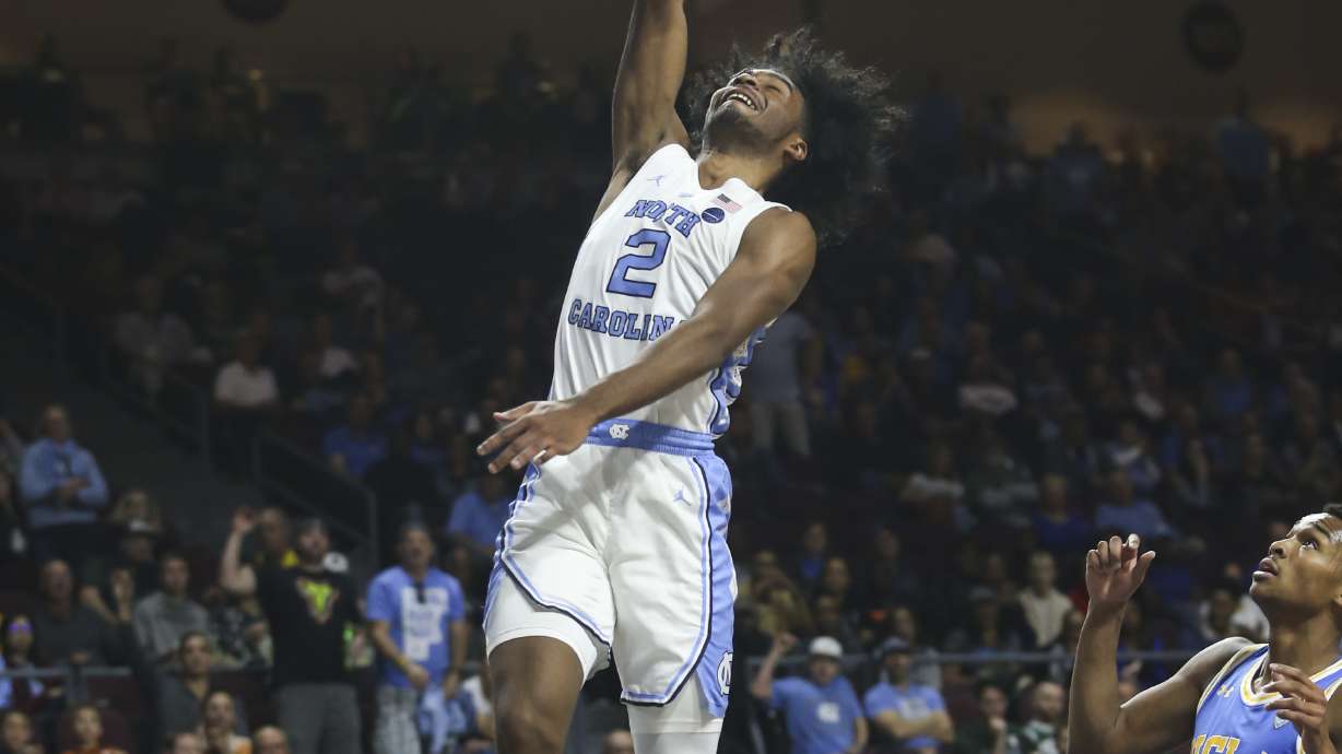 Old school: Experienced Gonzaga, Virginia stand tall early