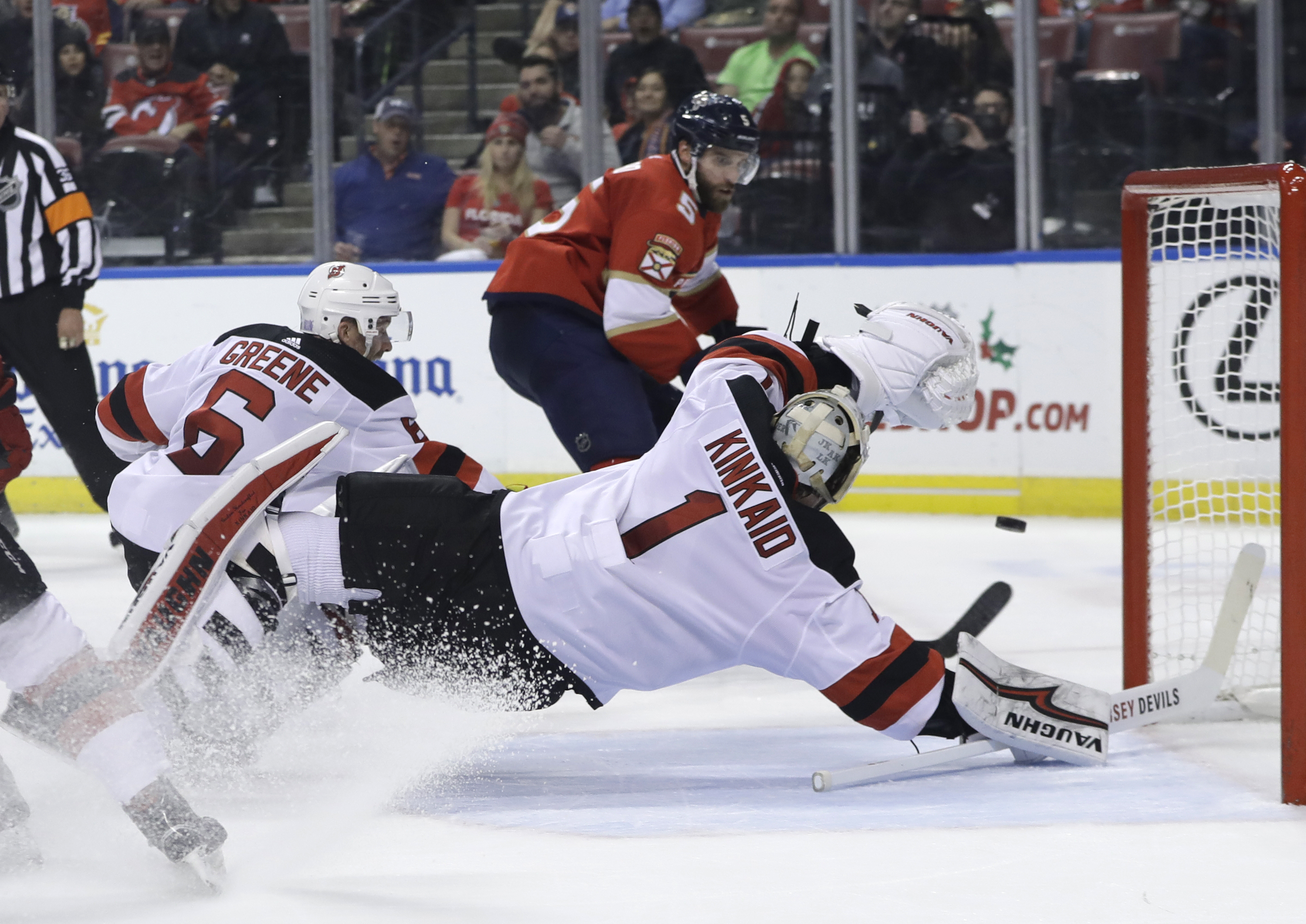 Hoffman scores in overtime, Panthers rally past Devils 4-3