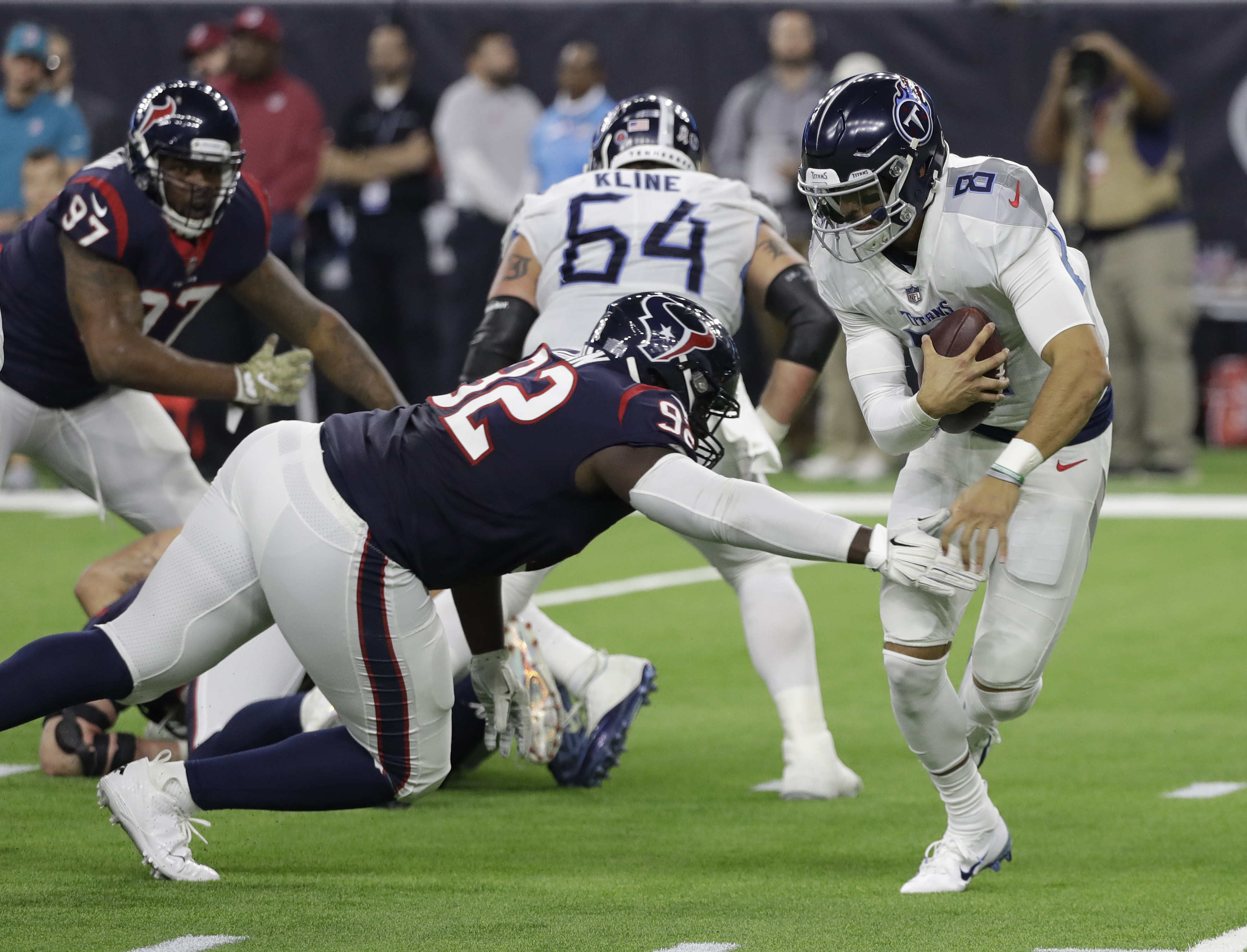 Texans beat Titans 34-17 for team-record 8th straight win