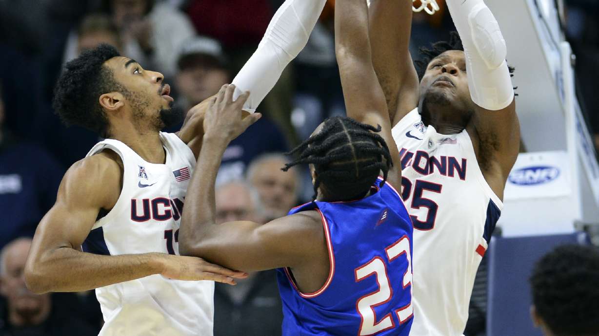 Adams, Vital lead UConn over UMass Lowell 97-75