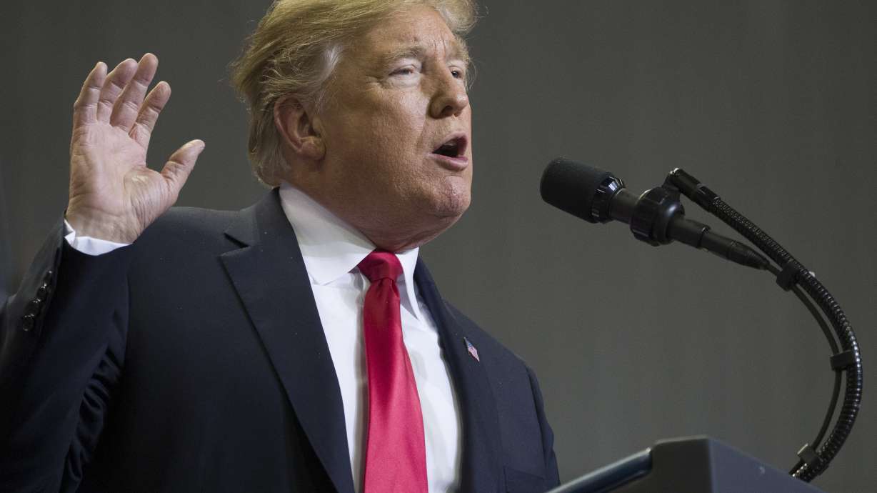 As shutdown looms, Trump and GOP leaders discuss border wall