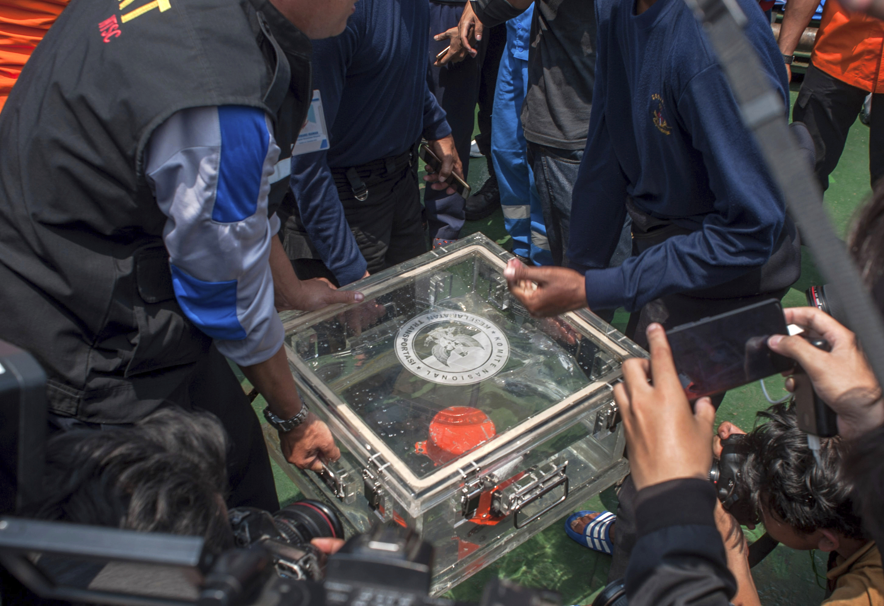 Report faults safety failures, defects in Lion Air crash