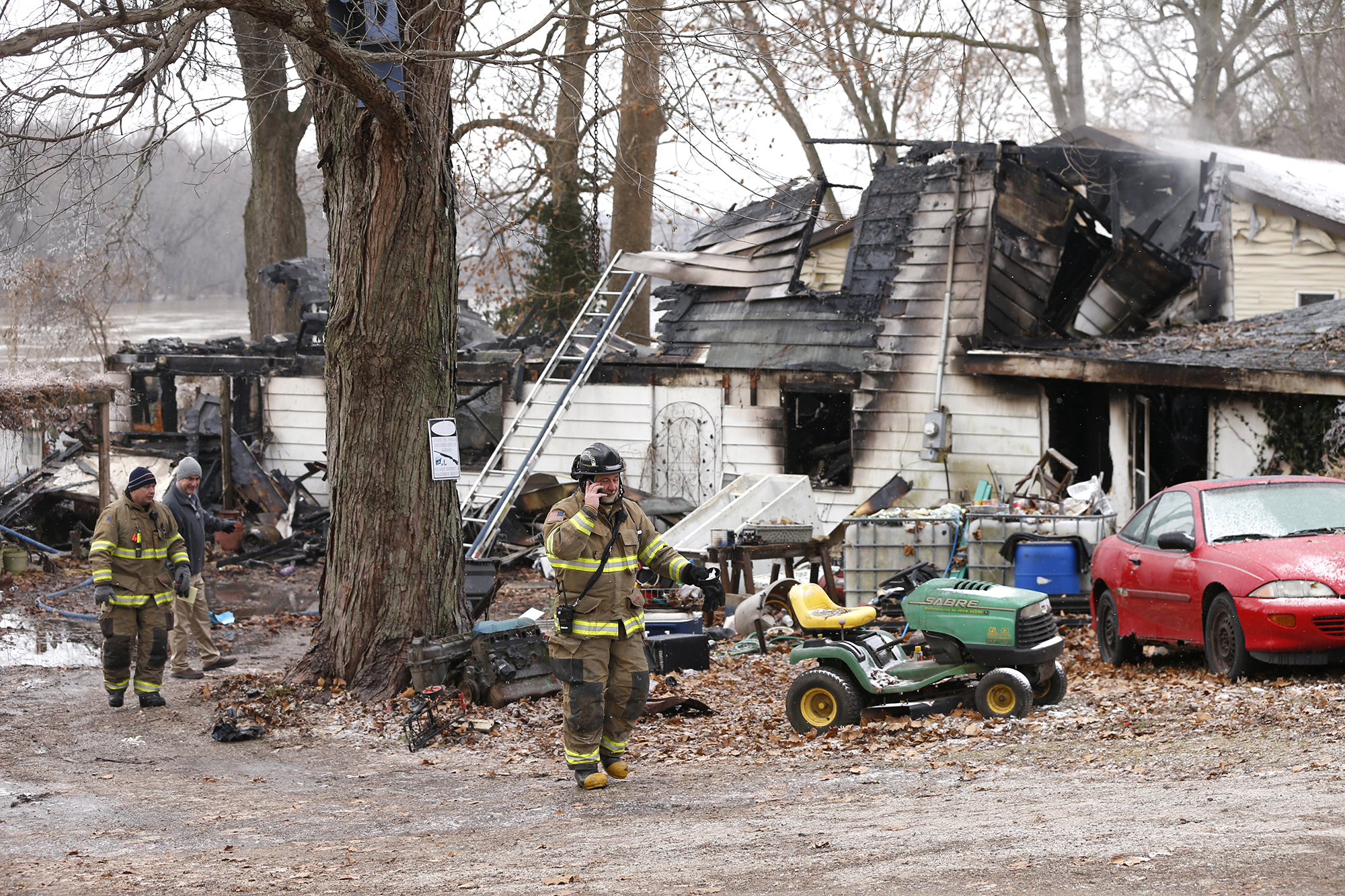 The Latest: Police: 4 children among 6 Indiana fire victims