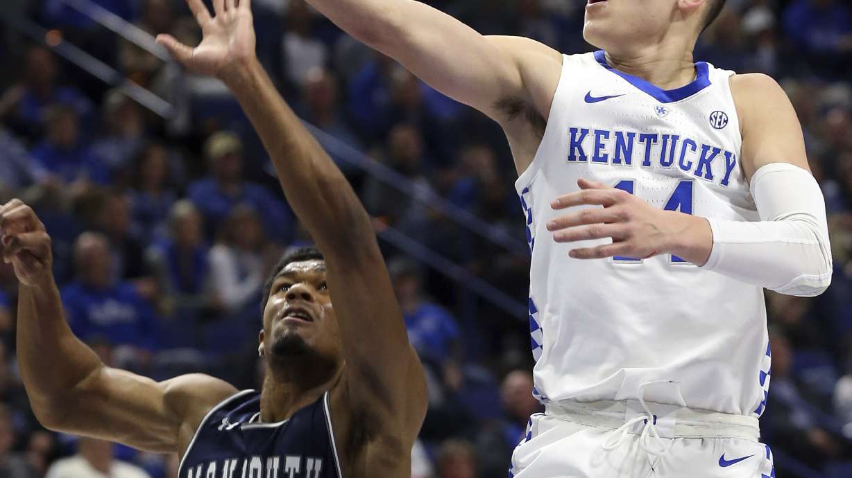 No. 10 Kentucky easily handles Monmouth 90-44
