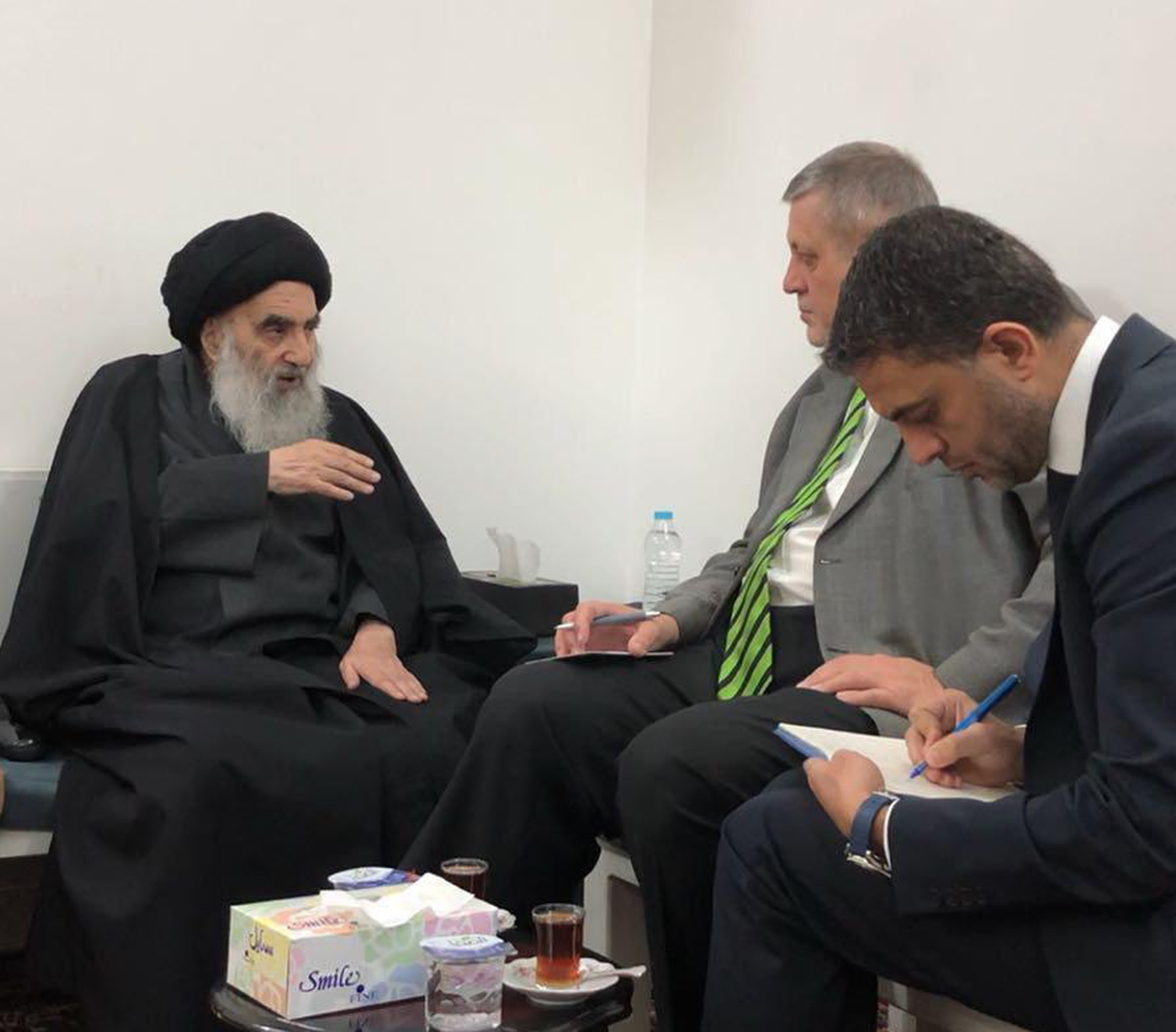 Rare photo of Iraq's most senior Shiite cleric