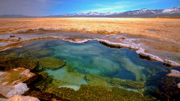 4 Utah hot springs to fall into in this cold weather