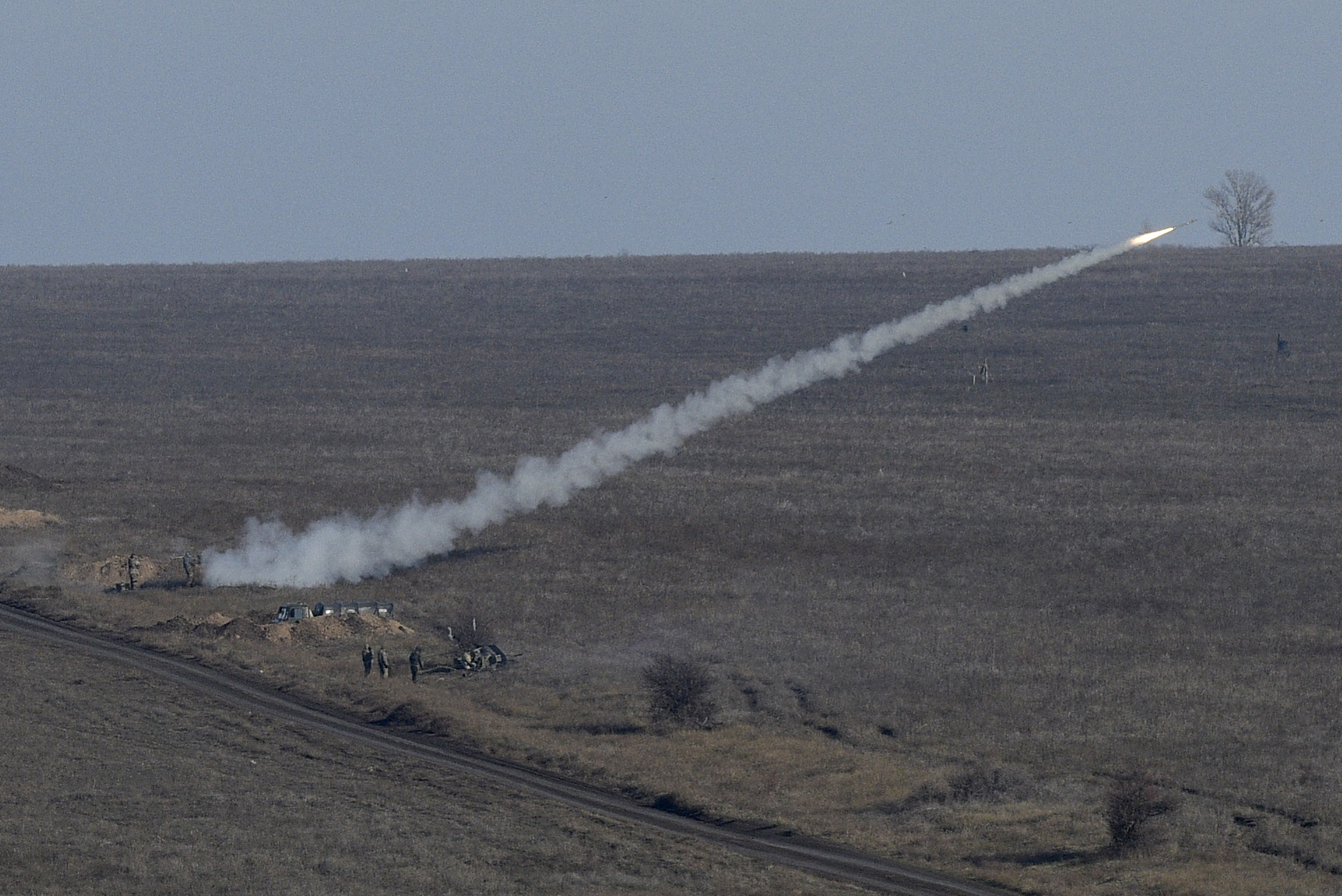 Ukraine bars entry to Russian men of fighting age