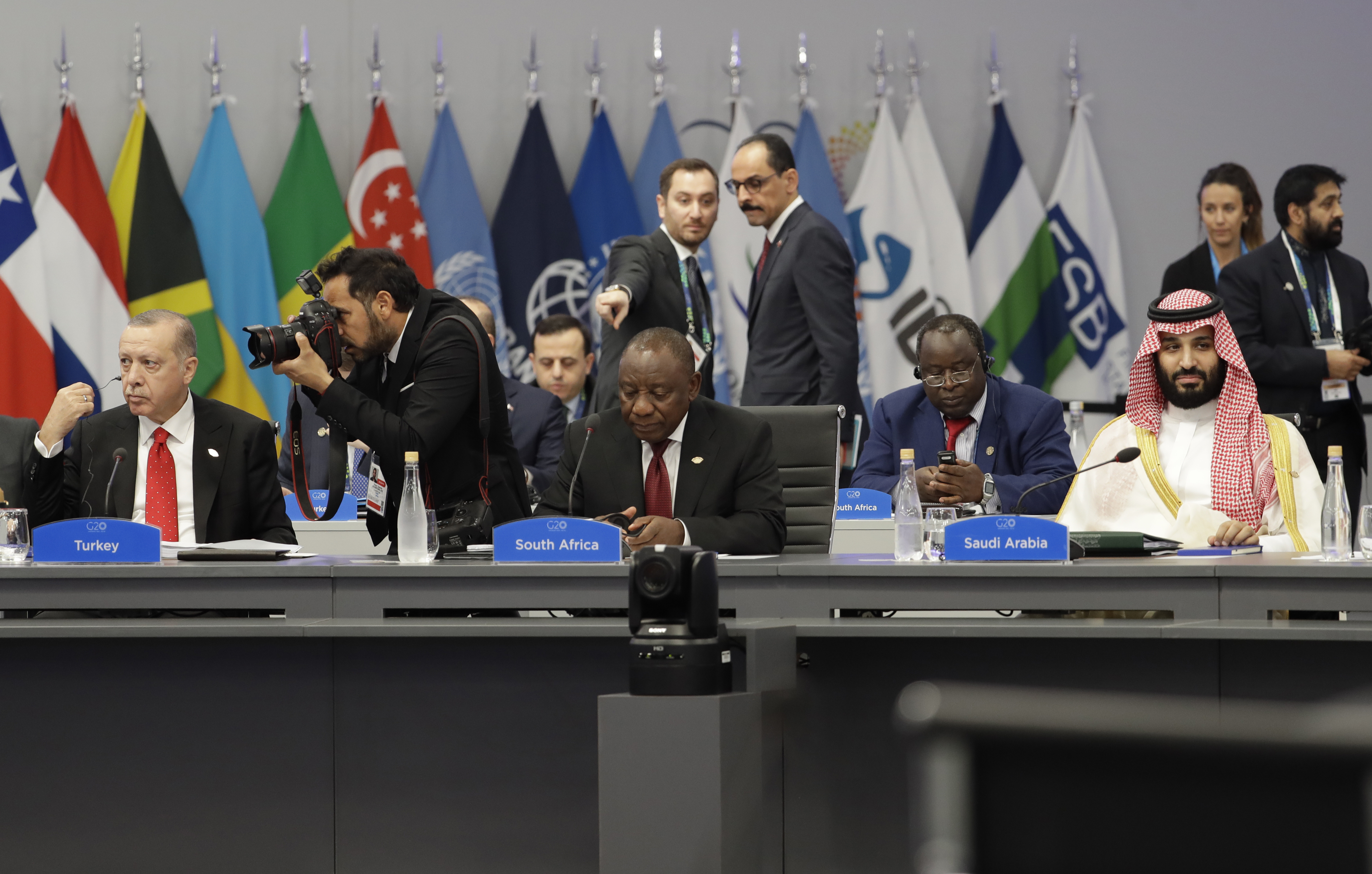 Saudi prince gets chummy, stern receptions at G-20 summit