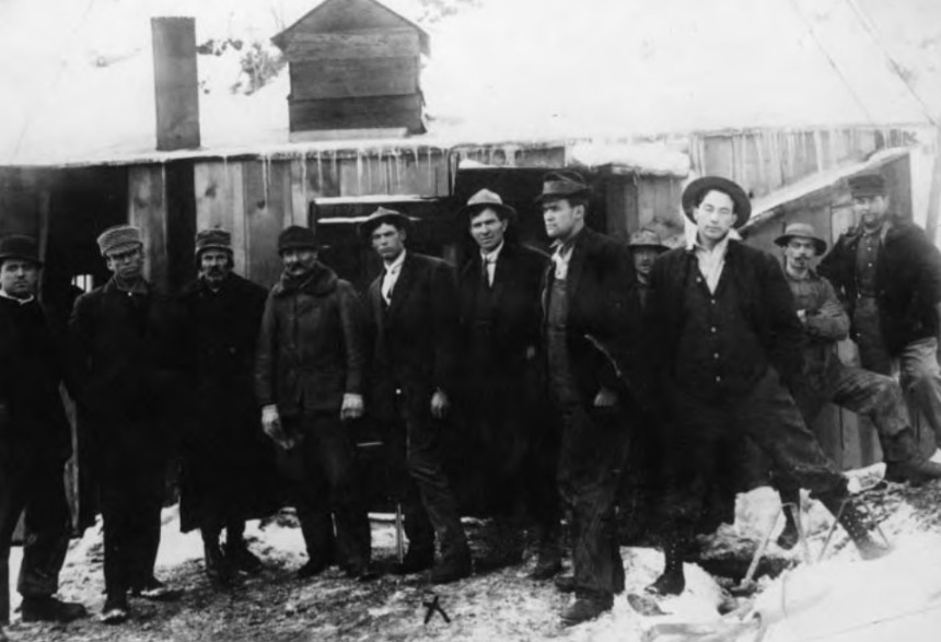 A posse of civilians and law enforcement officials participating in a manhunt for Rafael Lopez in either November or December, 1913. (Photo: Utah State History)