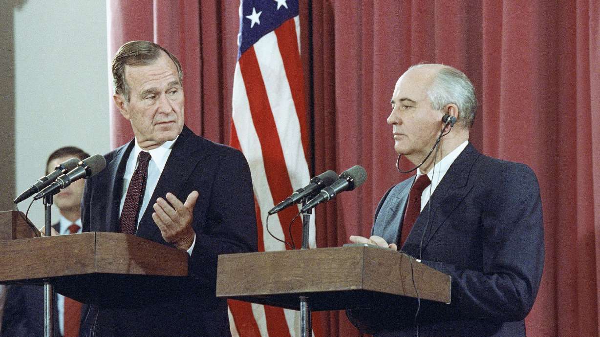 The Latest: A&M: Bush to be buried at presidential library