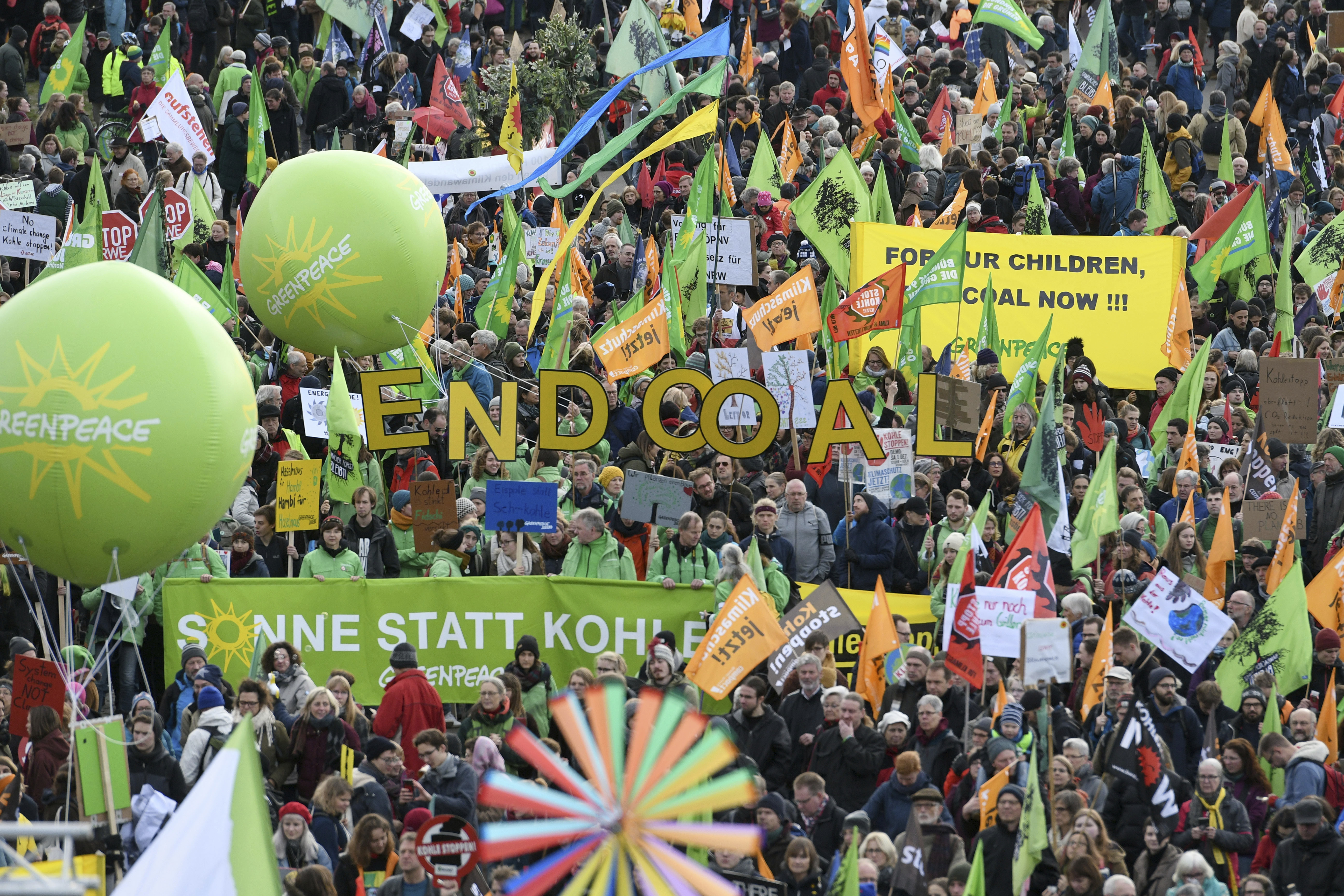 Coal question looms large as climate talks begin in Poland
