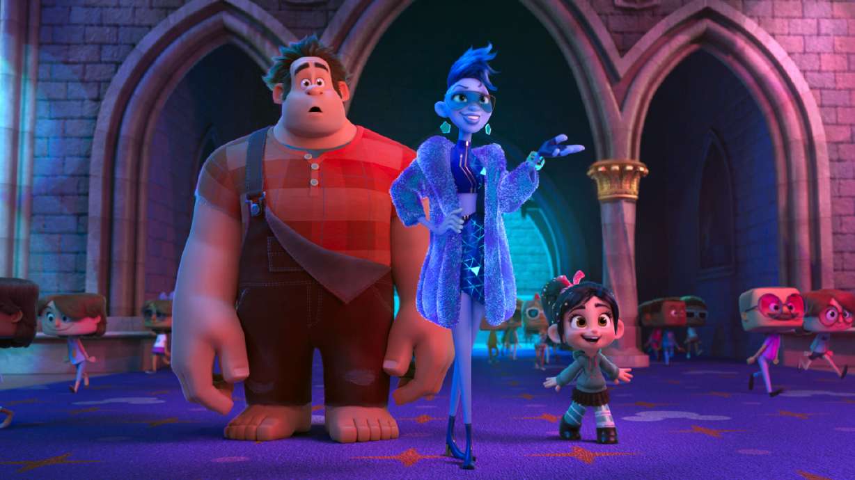 'Ralph' repeats as No. 1, 'Crazy Rich Asians' flops in China