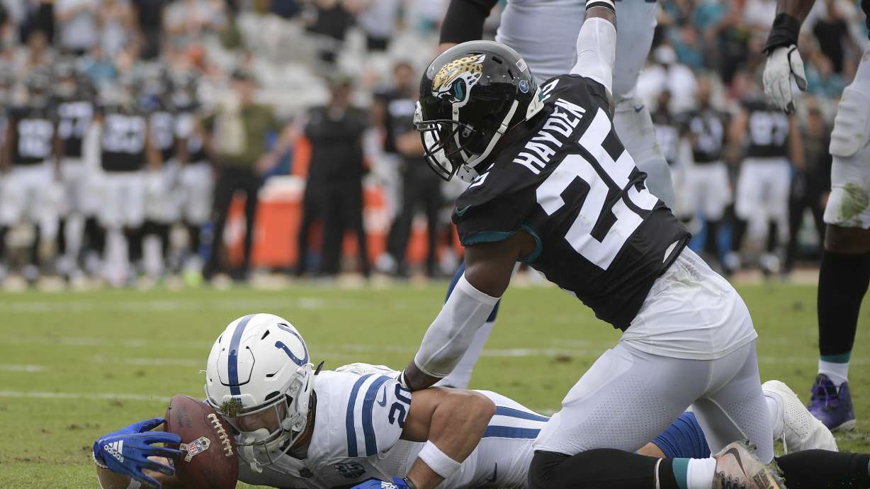 Jaguars show up on defense, shut down Luck, Colts 6-0