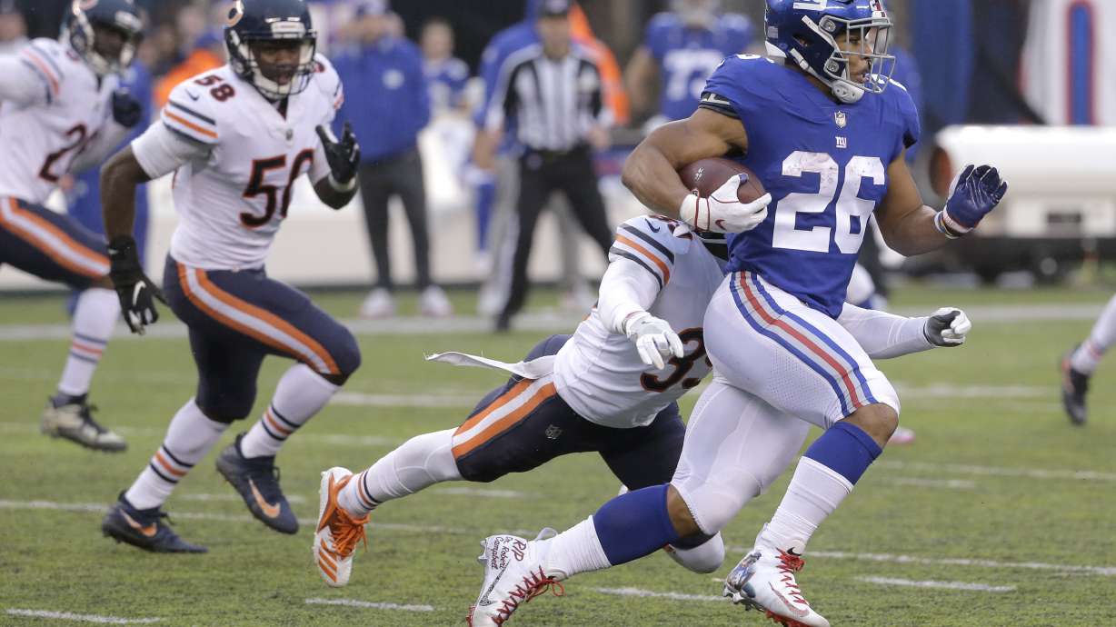 Rosas' overtime FG the winner as Giants stun Bears 30-27