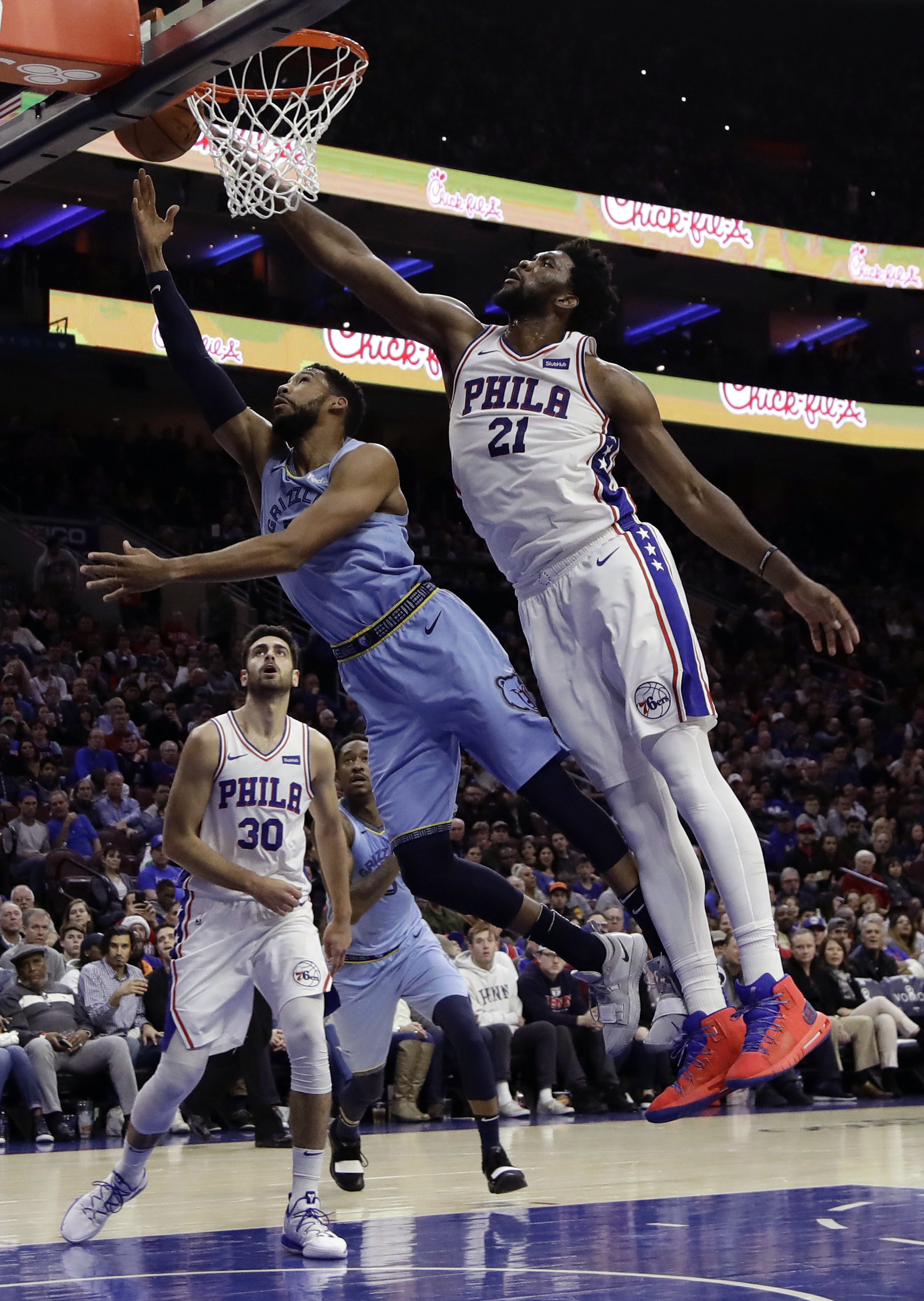 Butler, Simmons spark 76ers past Grizzlies 103-95