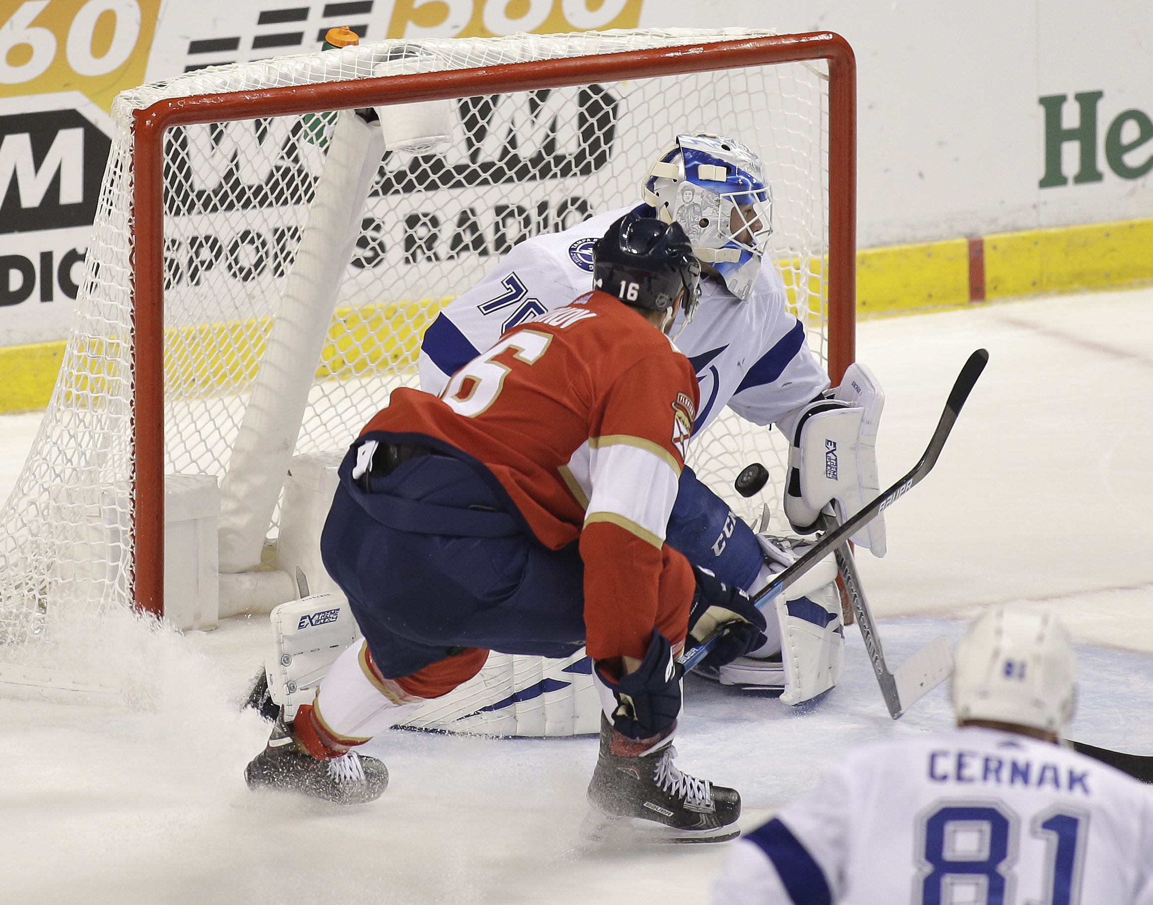 Wade crashes into a fan -- Panthers star Aleksander Barkov
