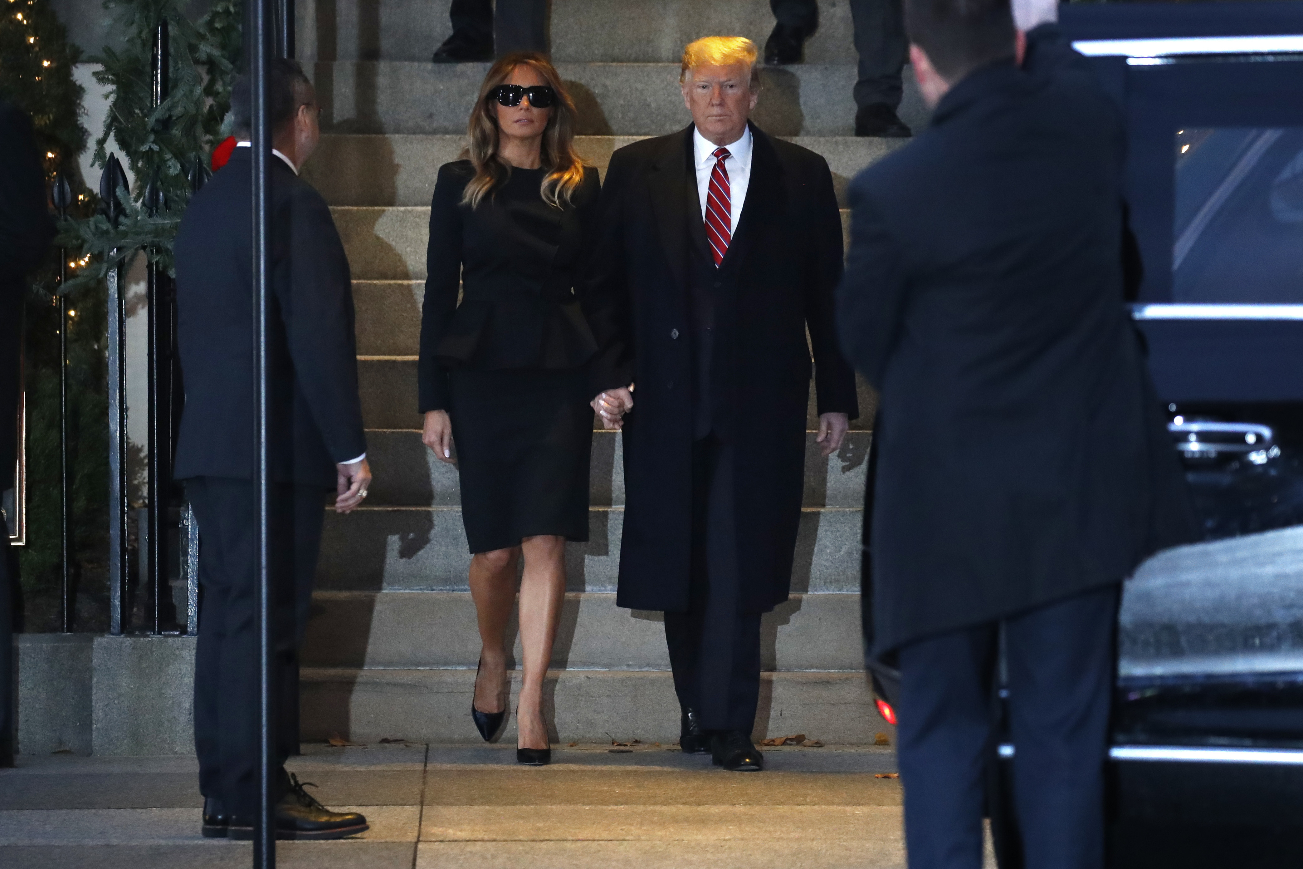 AP FACT CHECK: Economists say Trump off on tariffs' impact