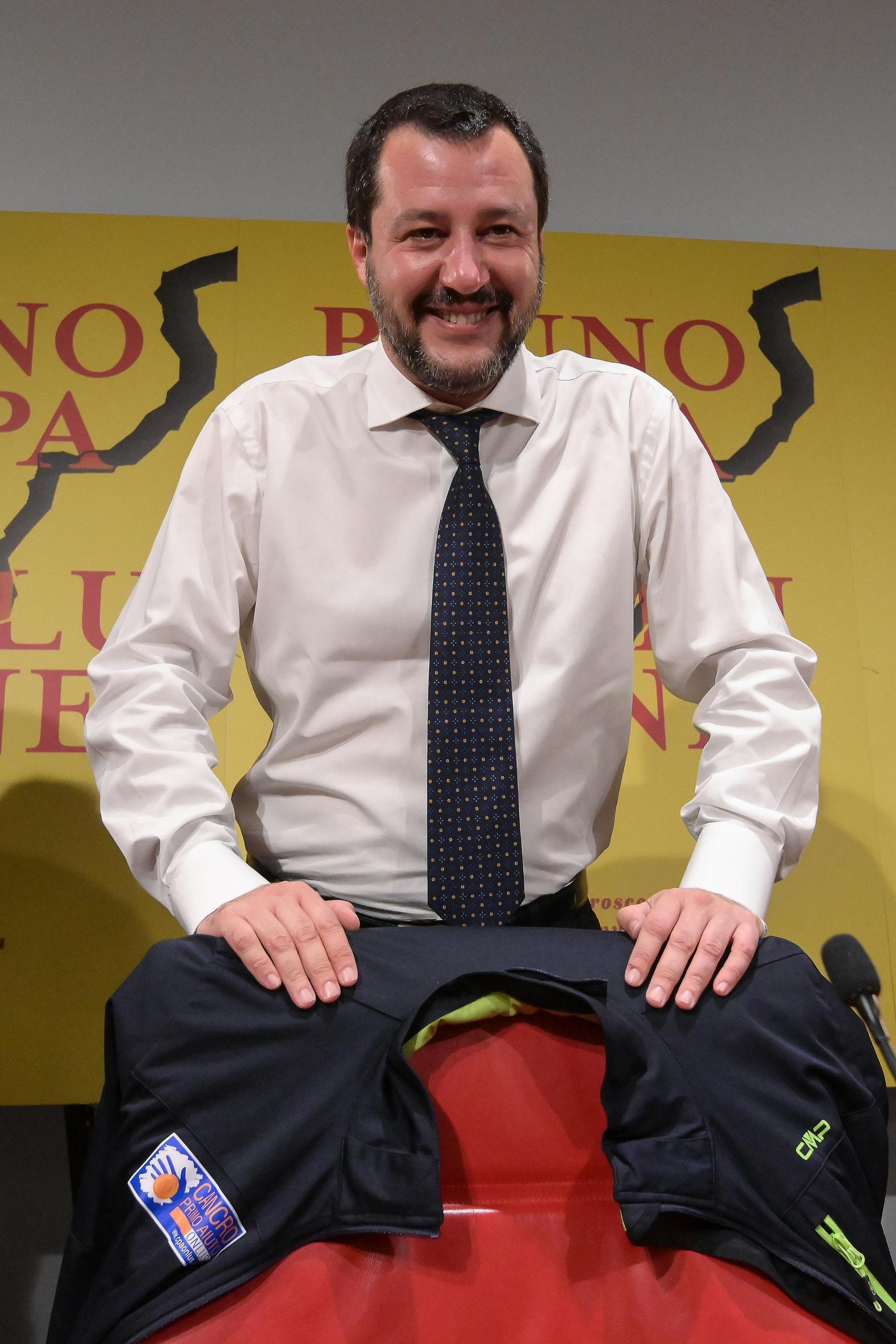 Italy prosecutor admonishes Salvini over mafia arrest tweet