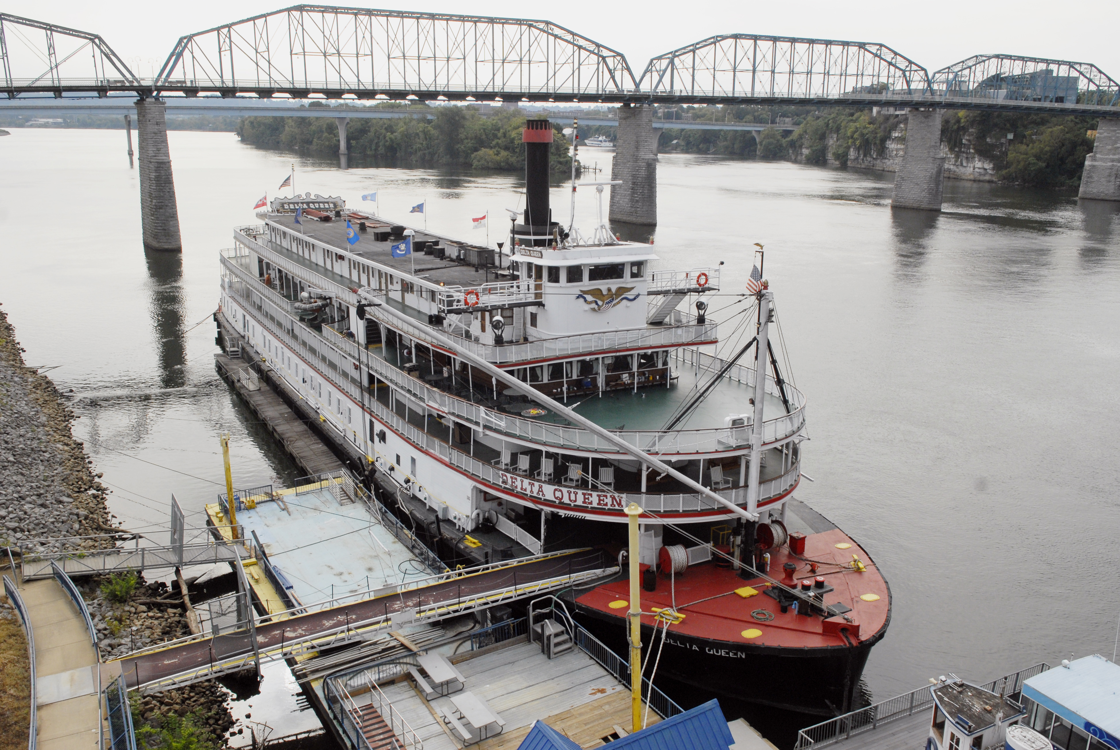 Historic 1920s Delta Queen riverboat can cruise again