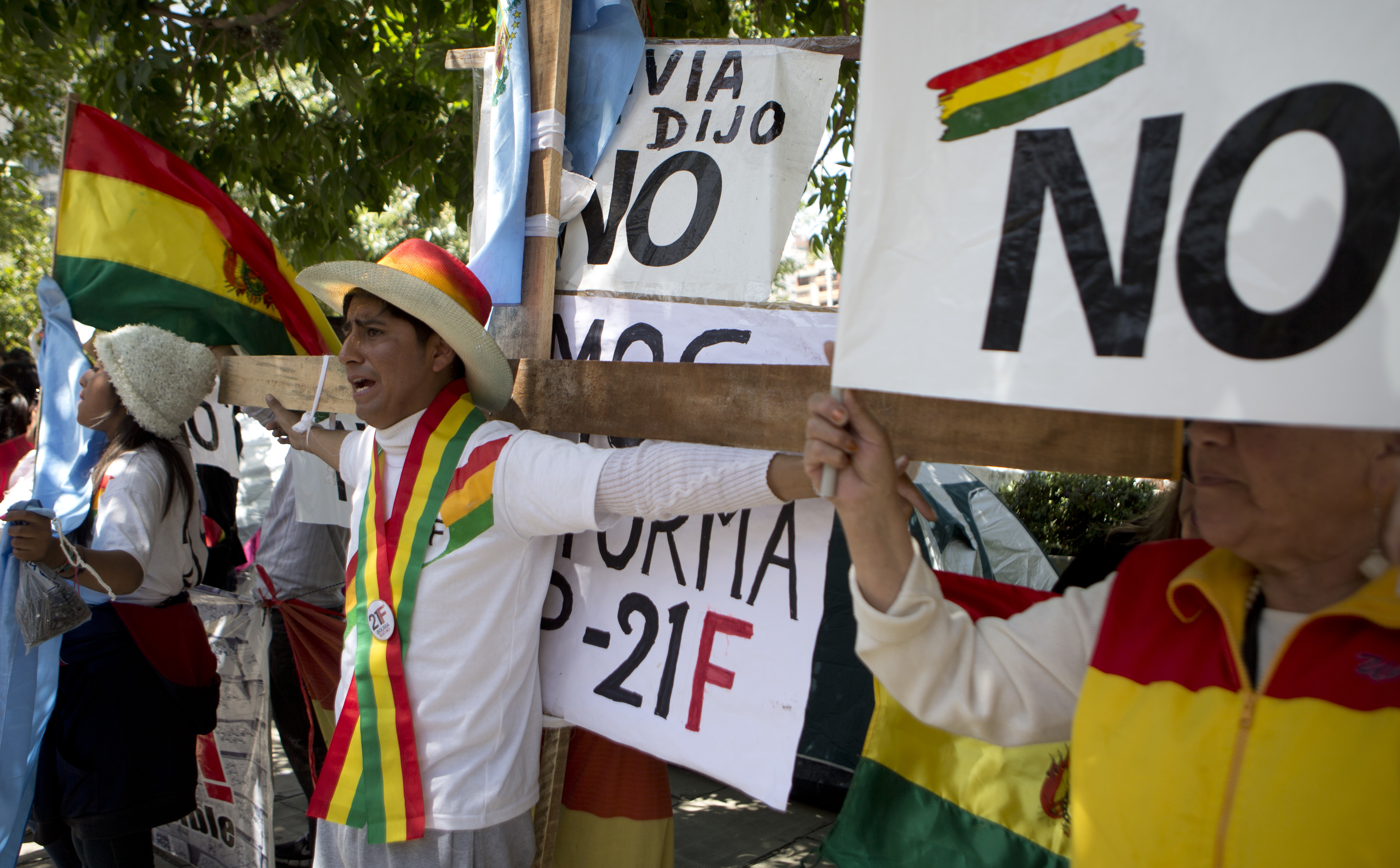 Electoral court accepts Bolivian president's re-election bid
