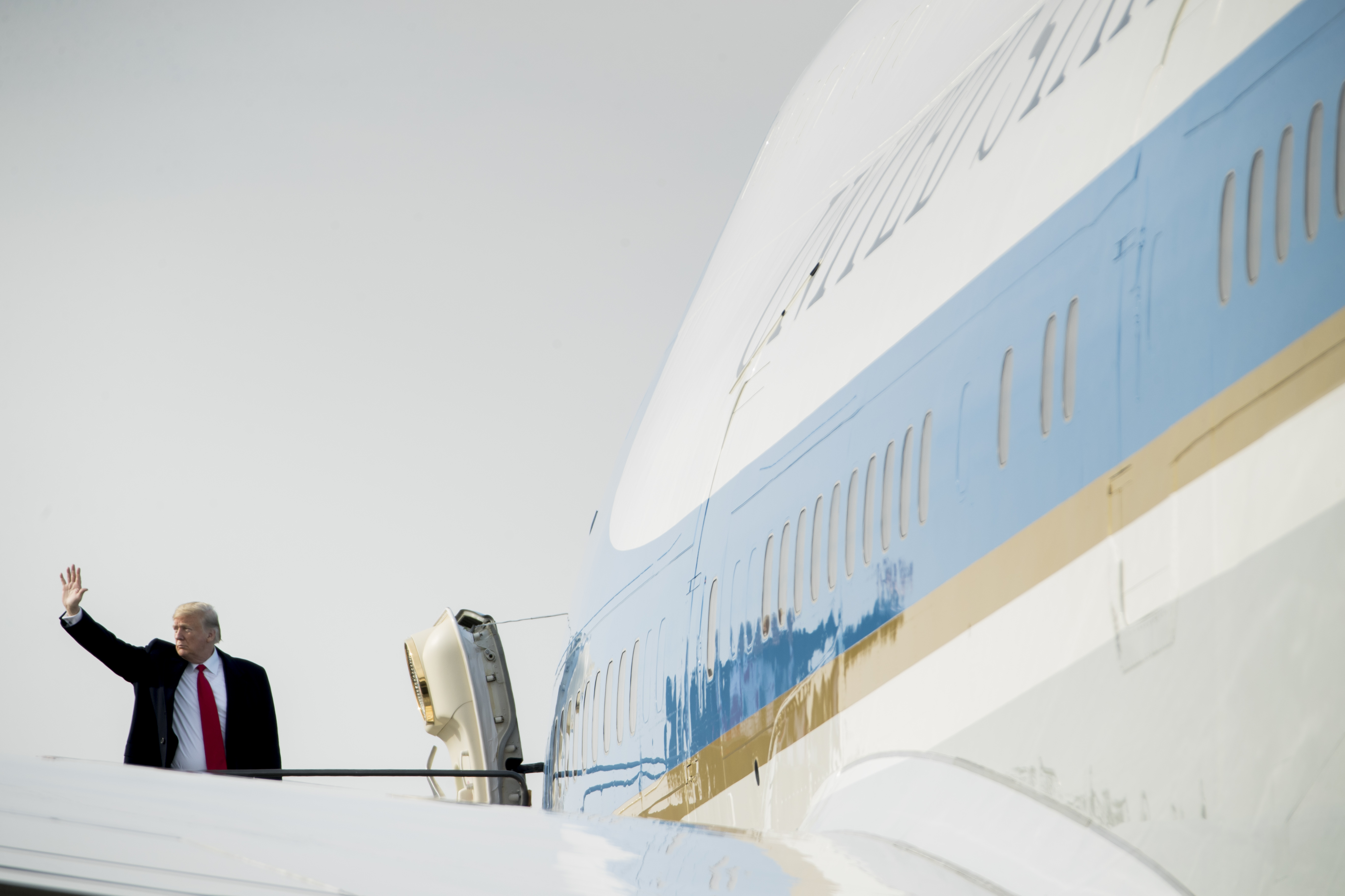 'Dumb' and 'lazy' - Trump lashes back at Tillerson criticism